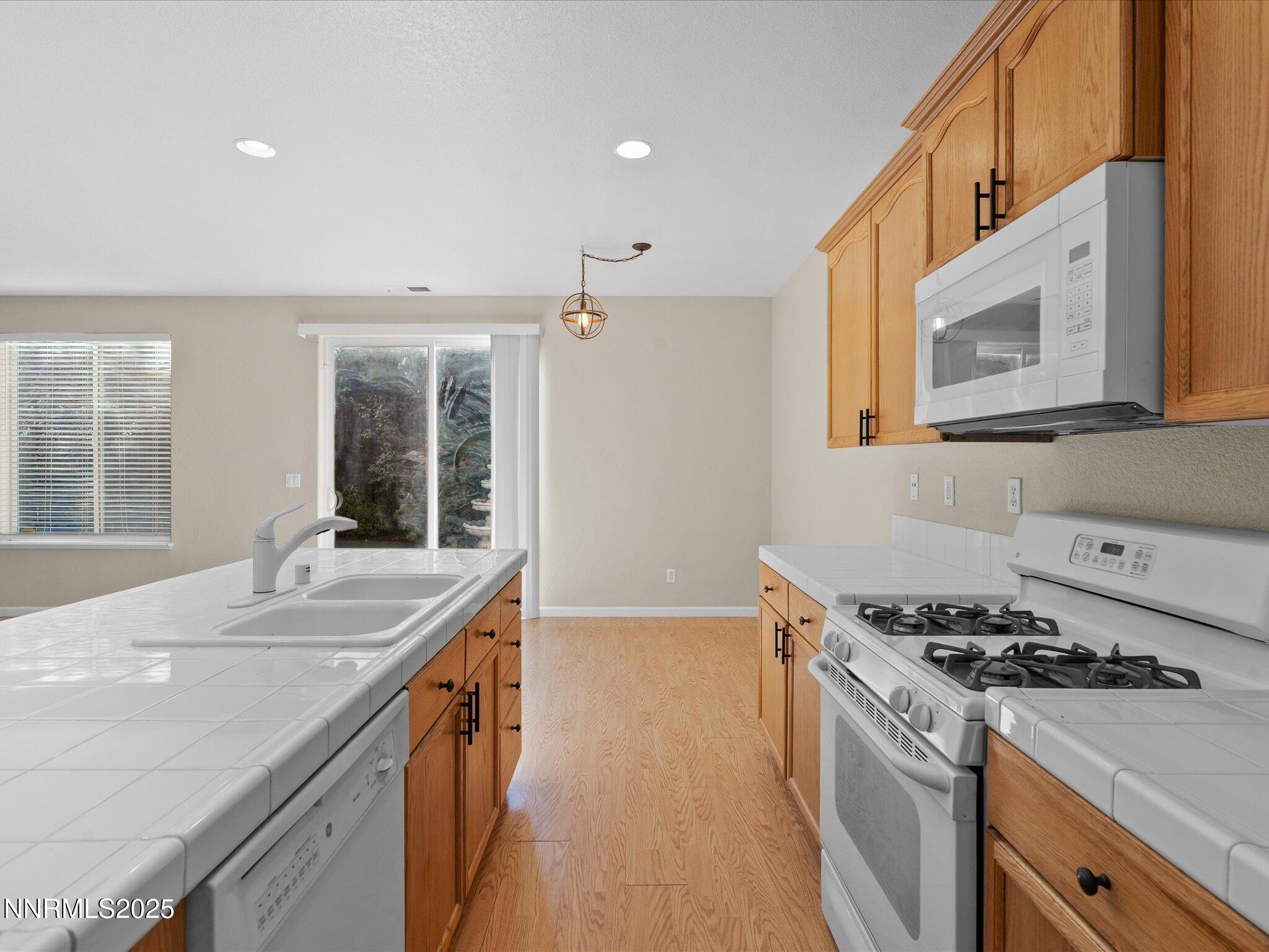 15-9290 Hummer Dr-114