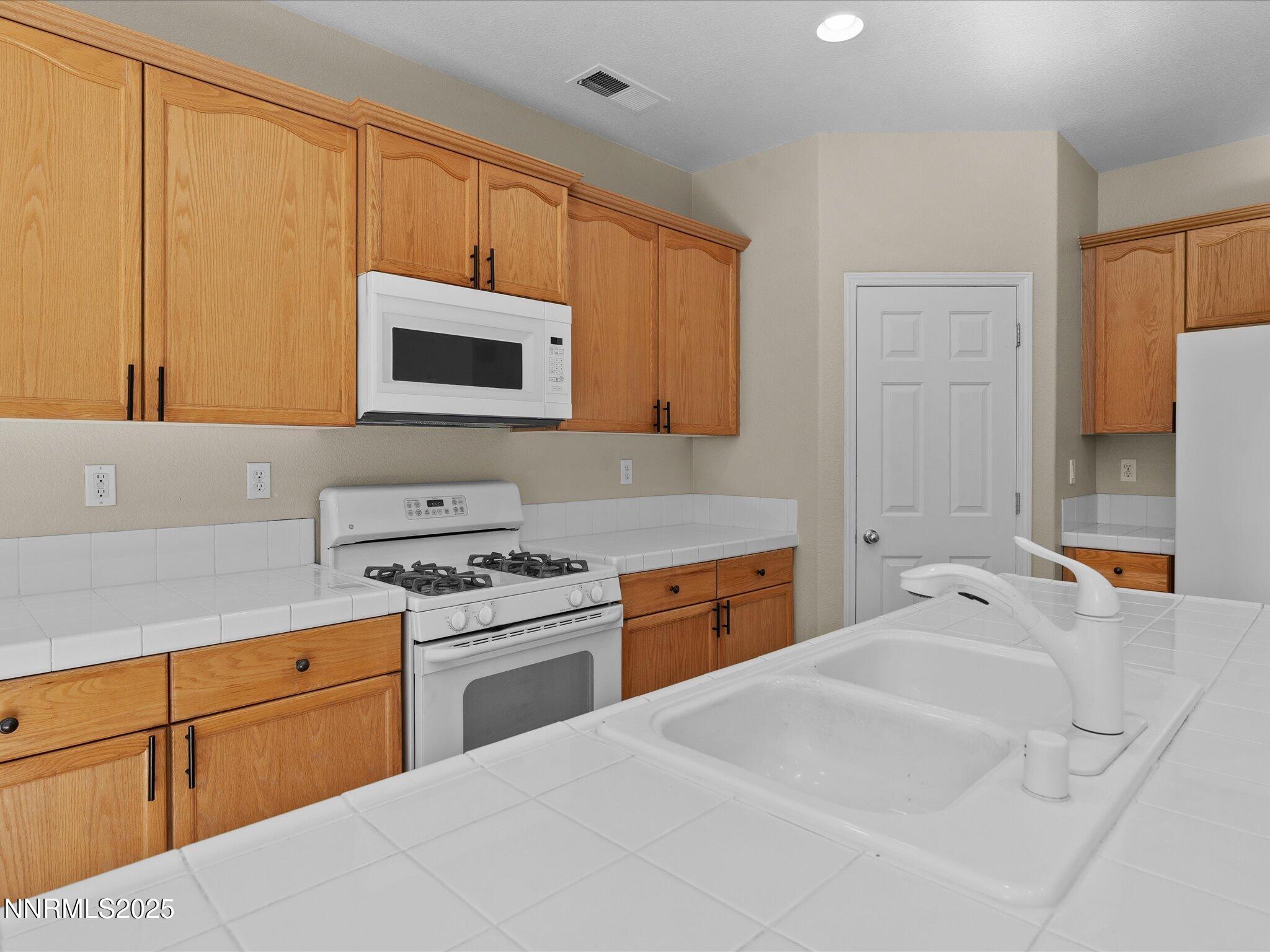 14-9290 Hummer Dr-113