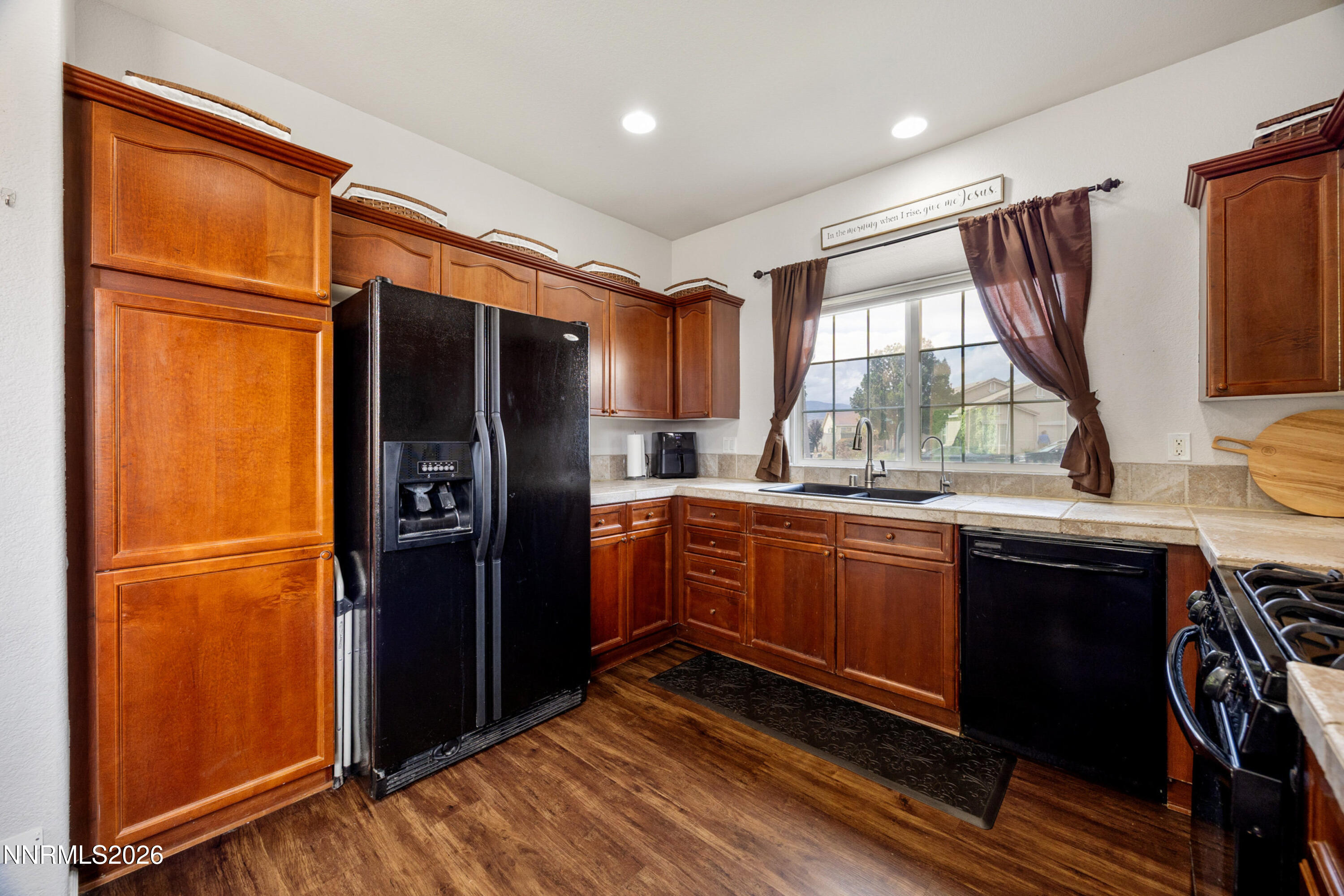 003_12-print-10380_rosemount-10_201