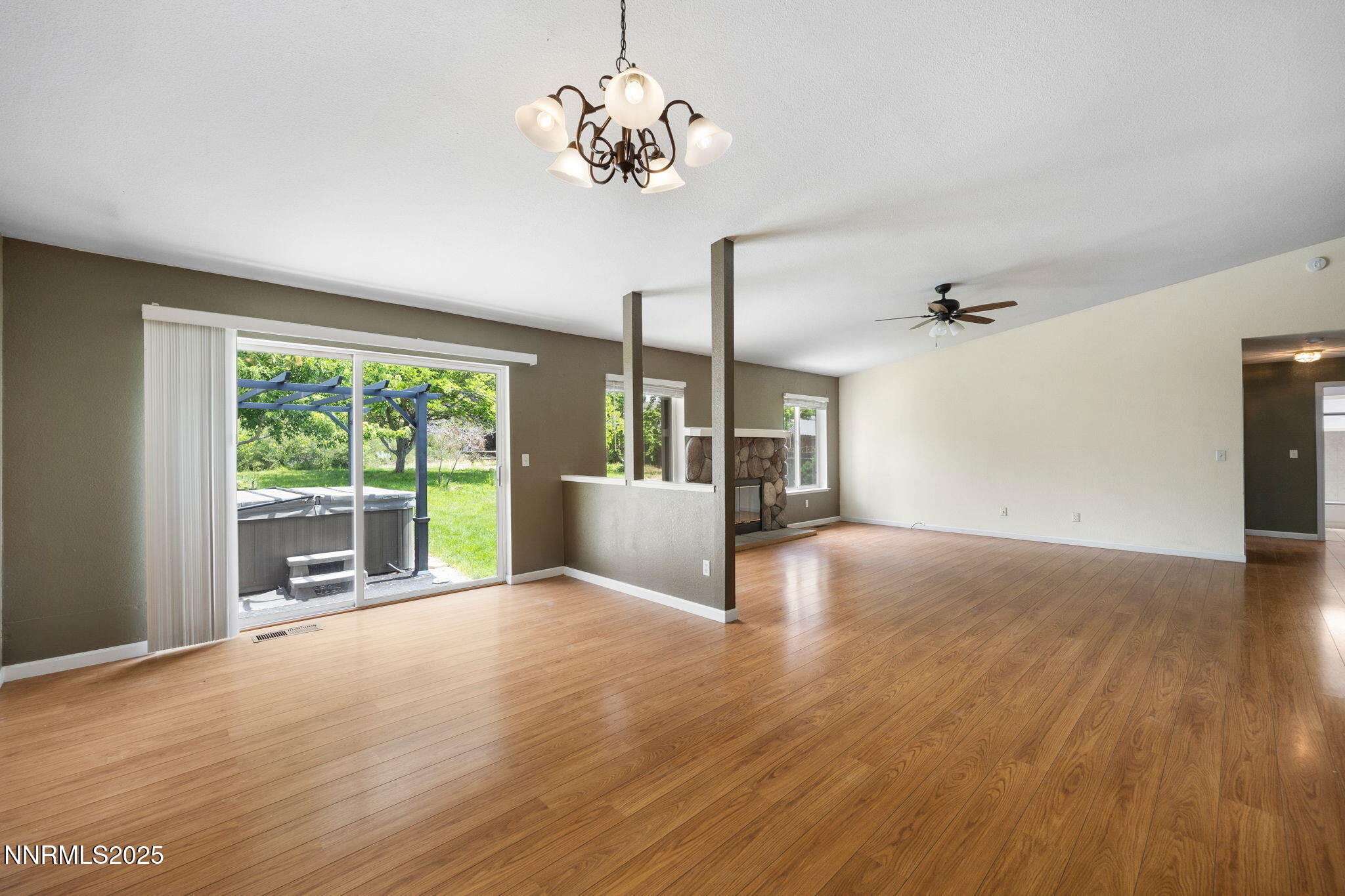 17-web-or-mls-2120 Keystone-4