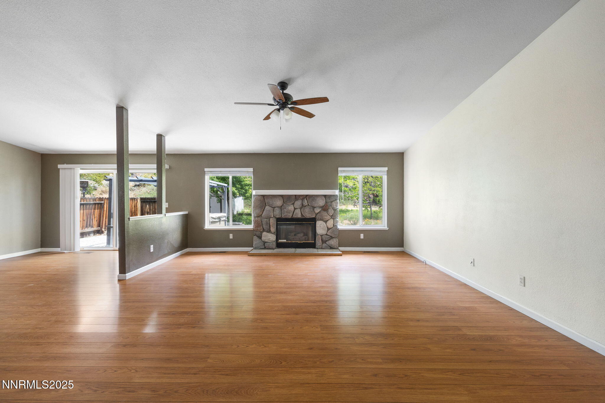 46-web-or-mls-2120 Keystone