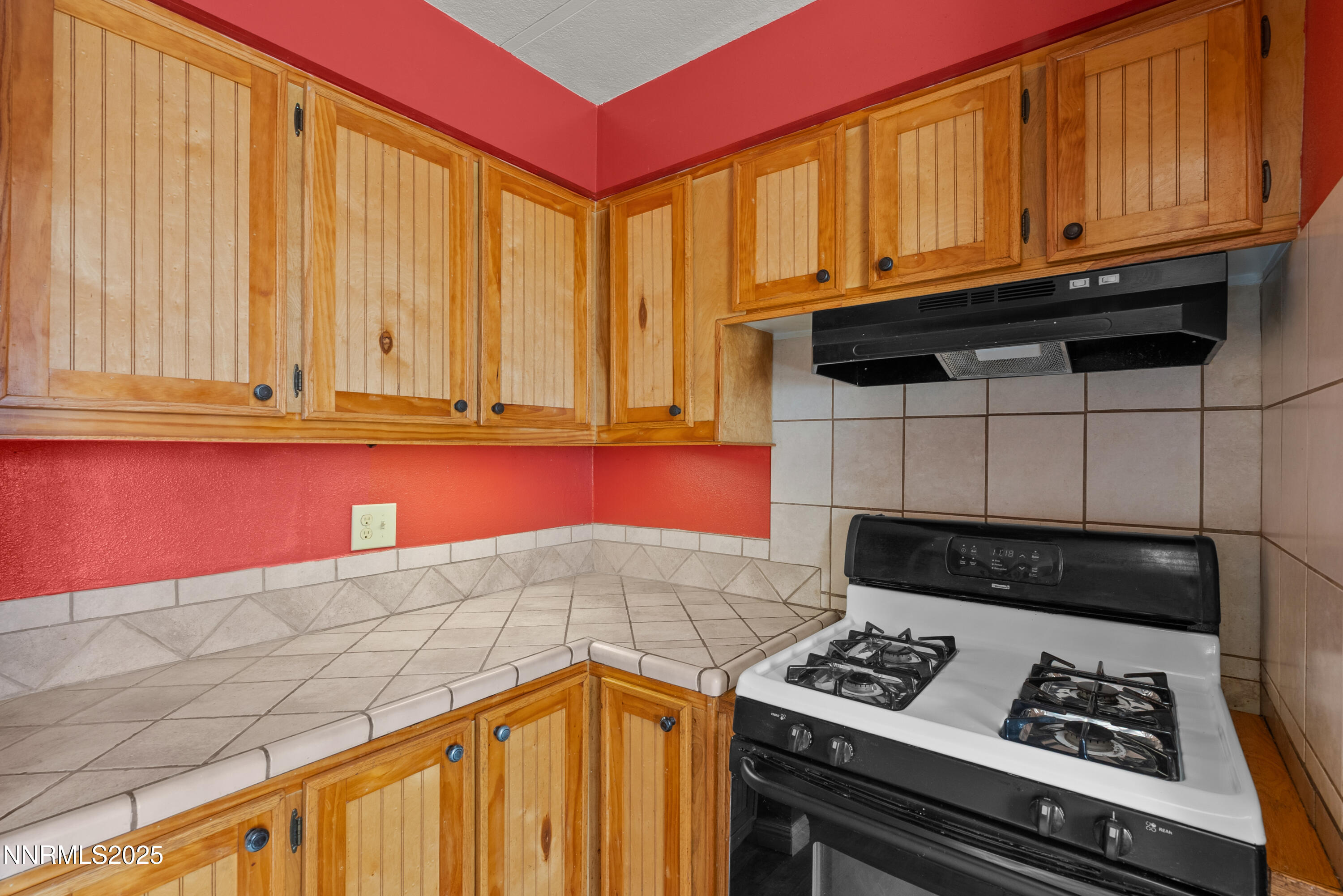 325 Parkland Way-114