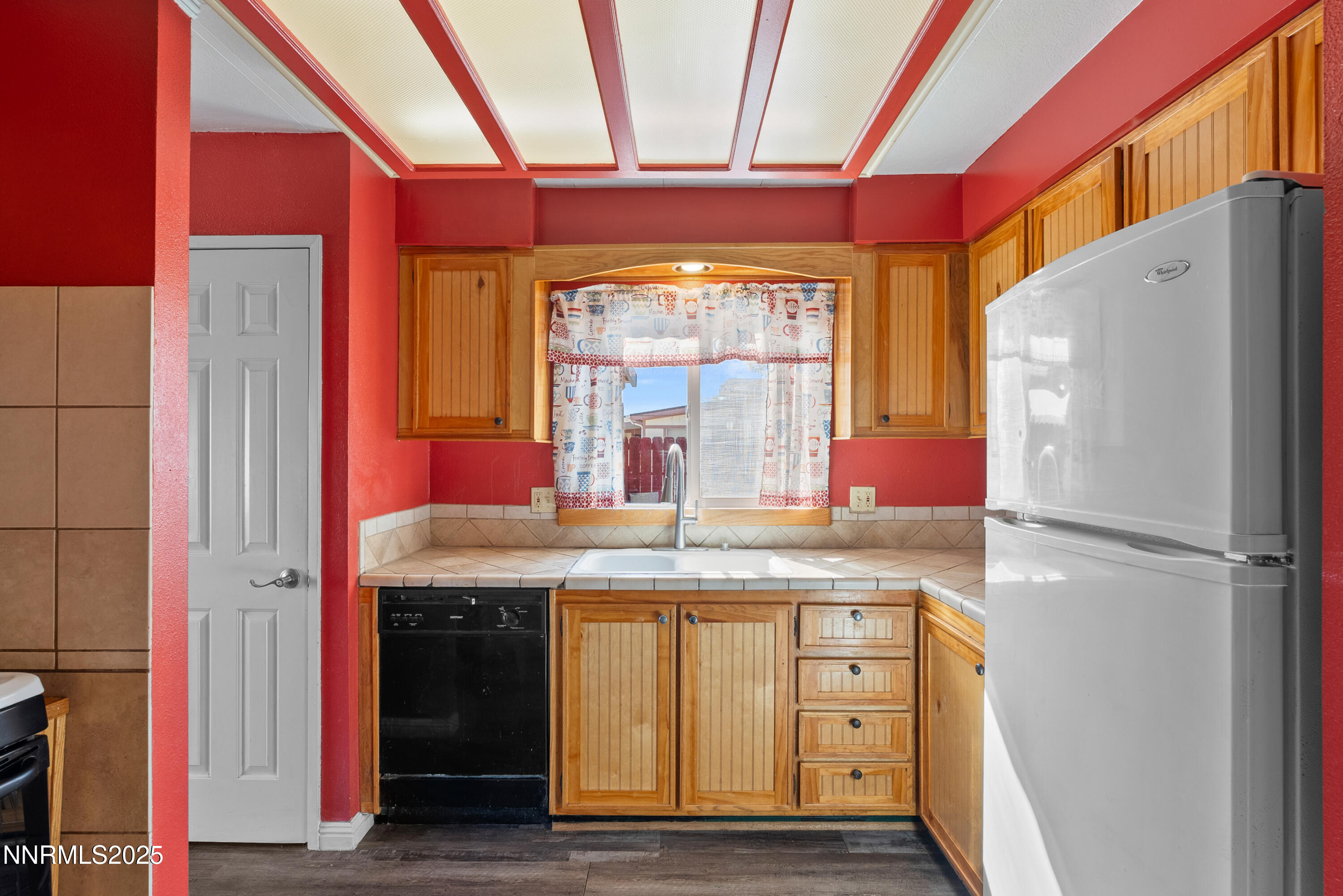 325 Parkland Way-112