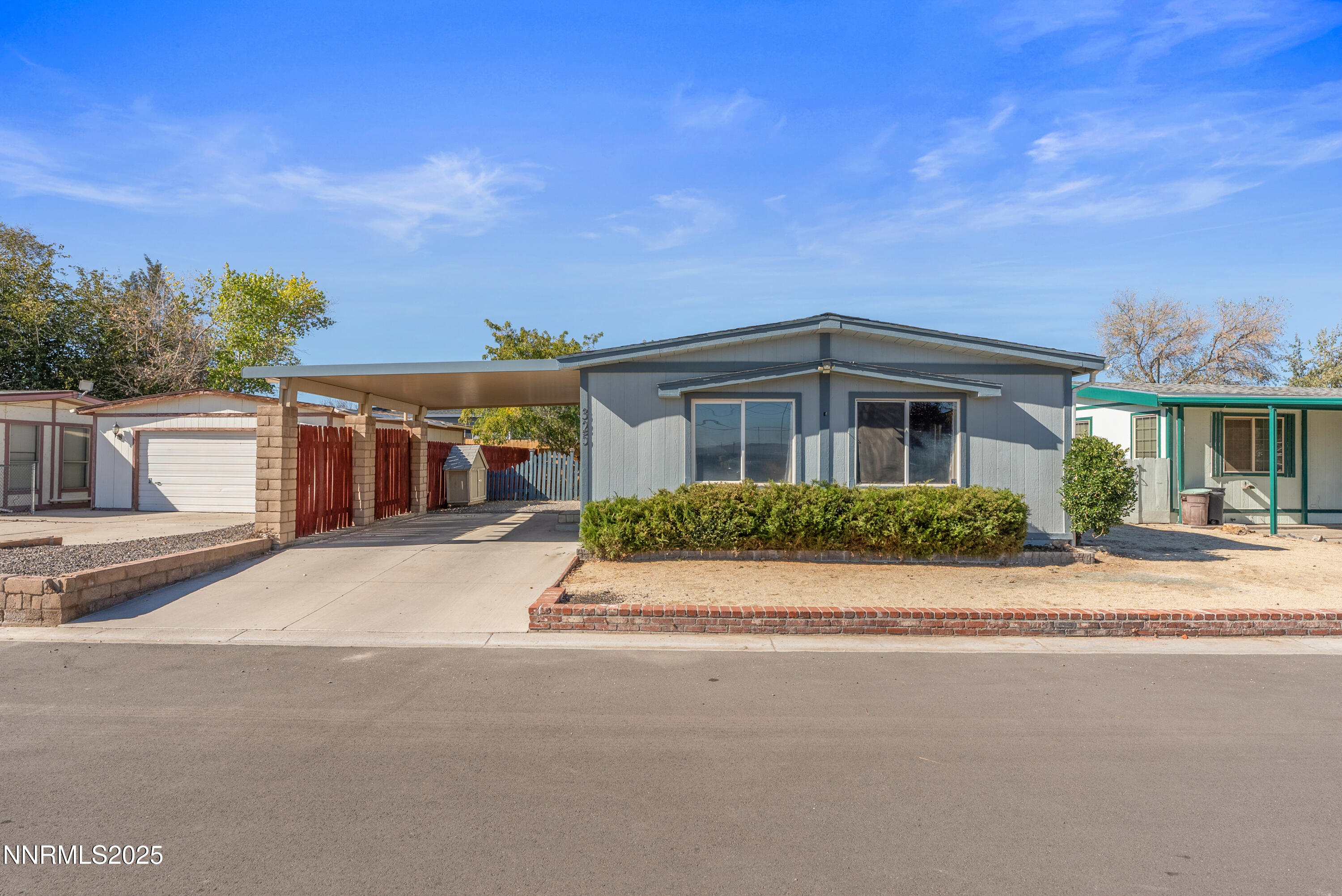 325 Parkland Way-101