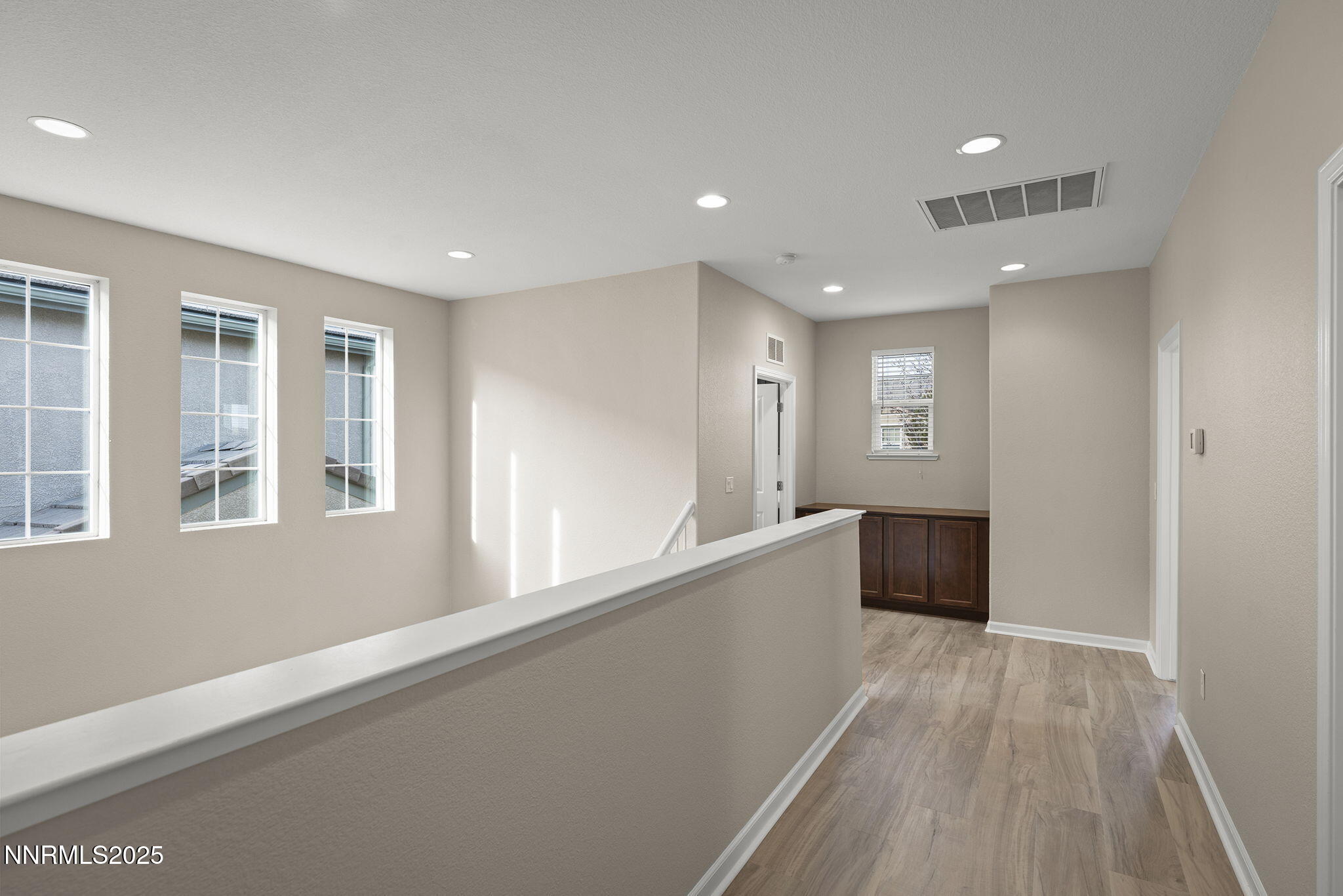 21-web-or-mls-_DSC1197