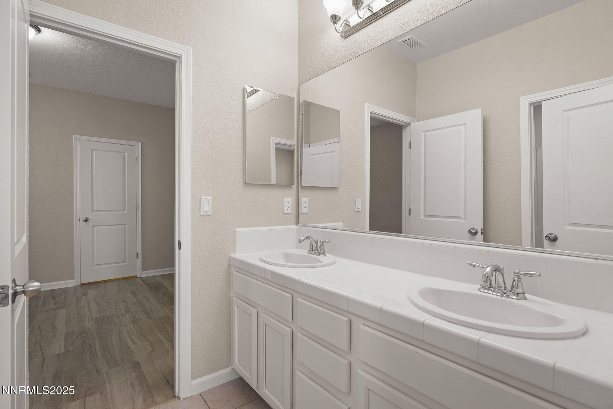 18-web-or-mls-_DSC1177