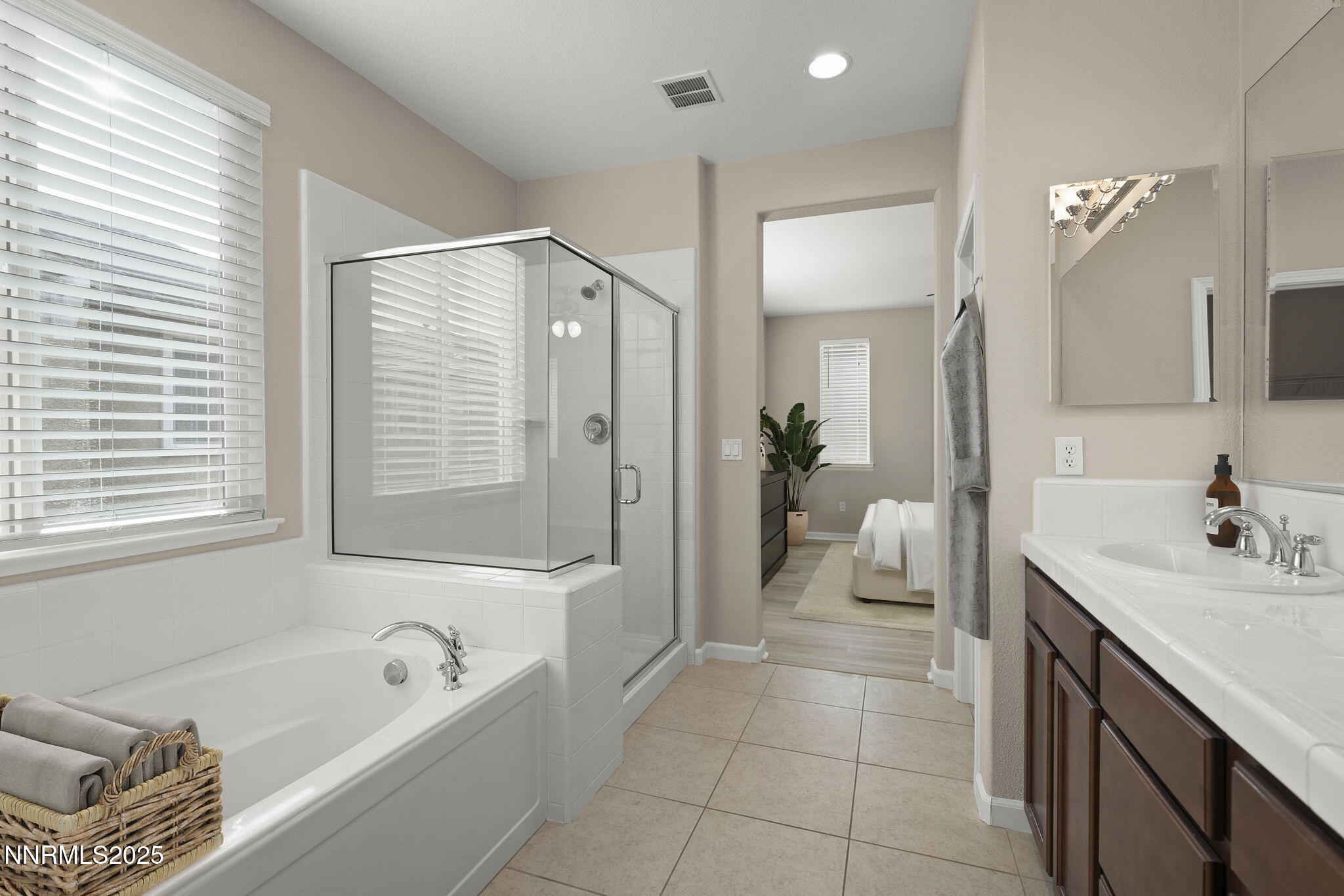 1767543077891_6861 (1)