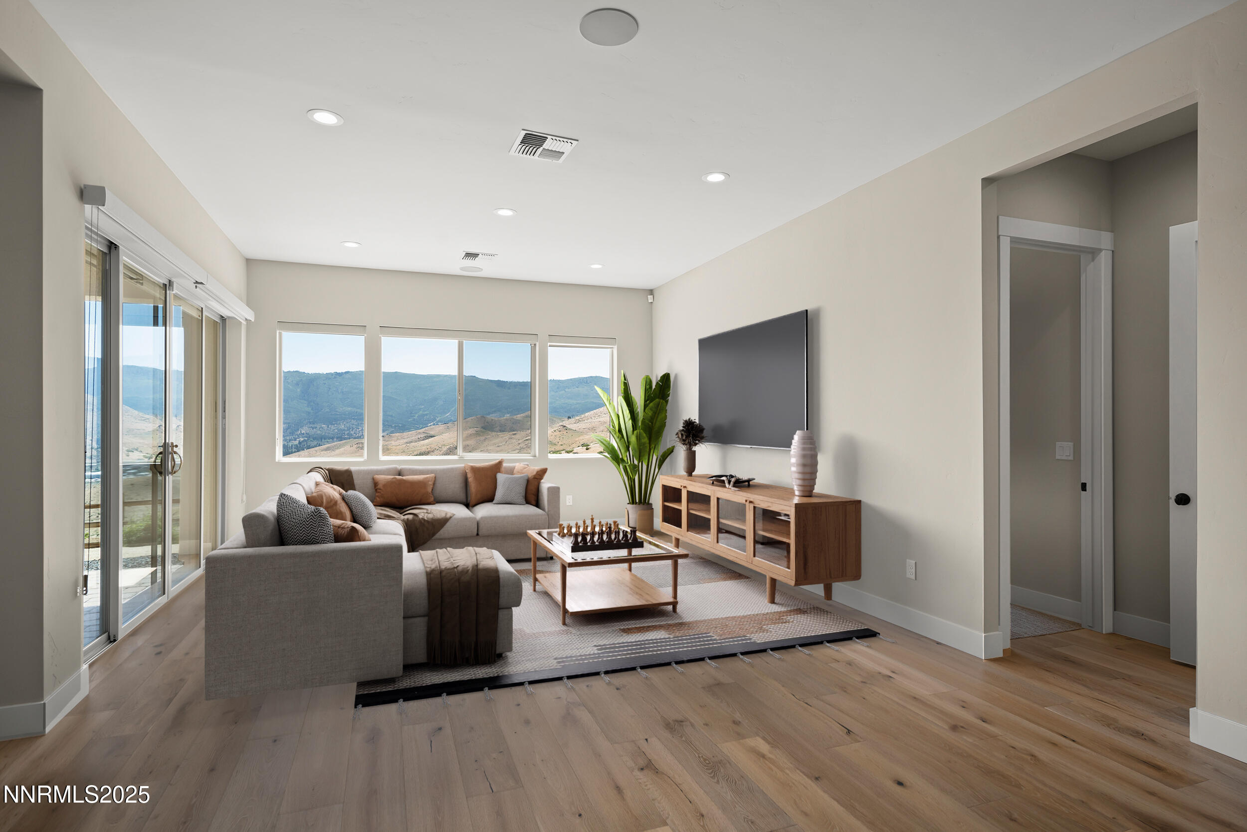 2241_Cold_Creek_Trail_Rec_Room_20-06-25_