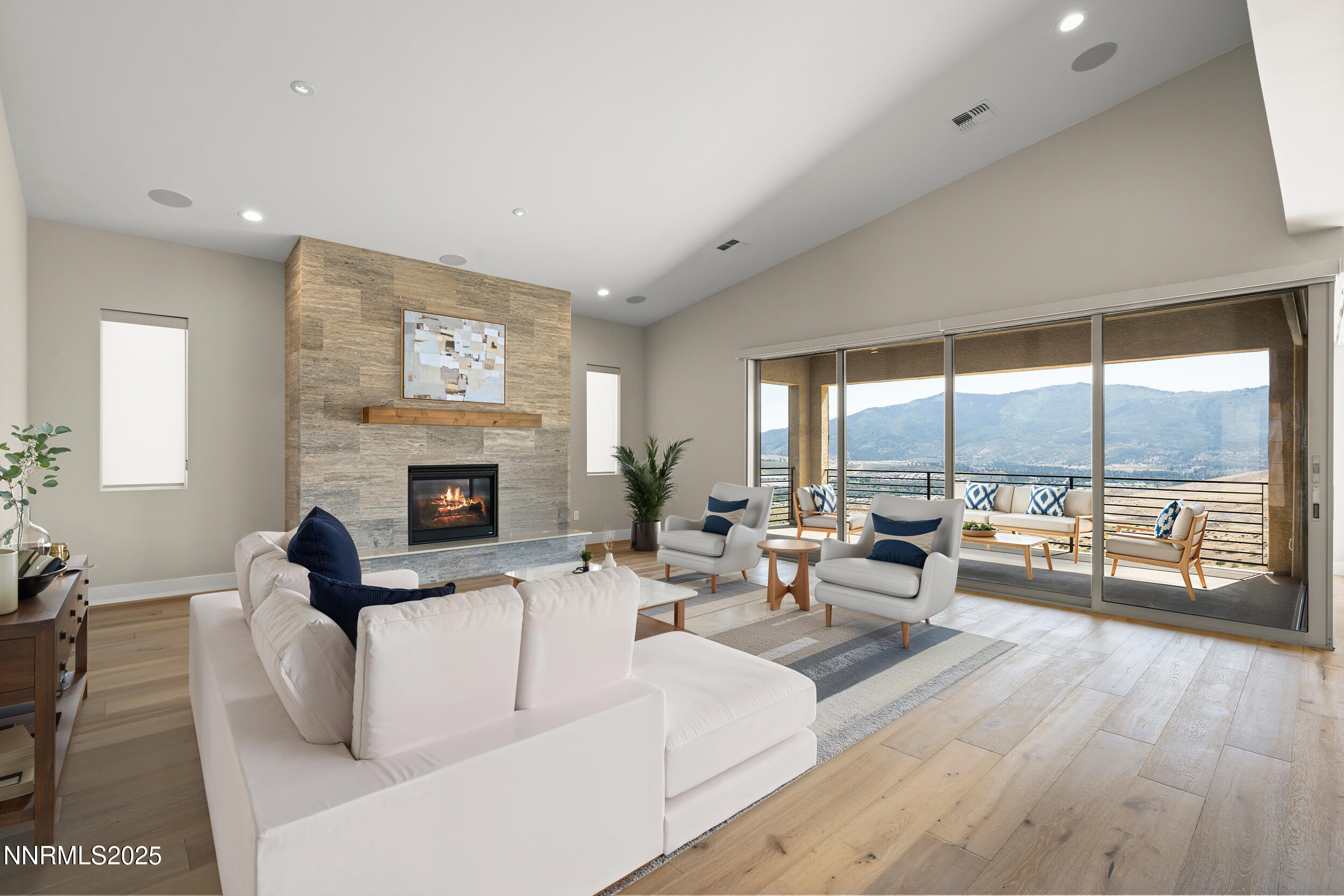 2241_Cold_Creek_Trail_Family_Room_24-06-