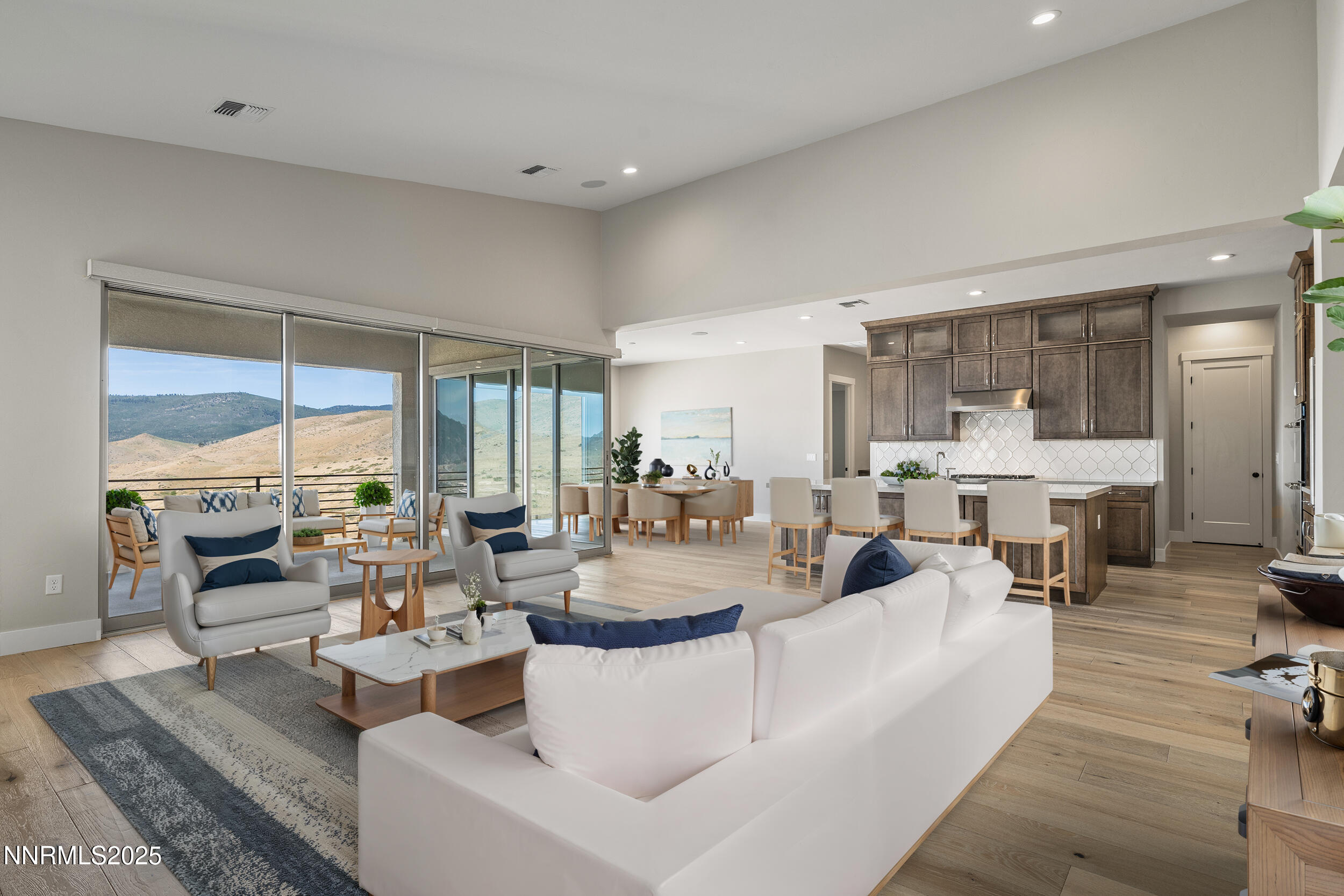 2241_Cold_Creek_Trail_Family_Room_24-06-