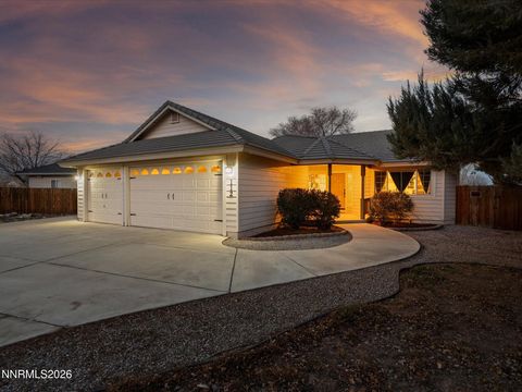 112 Alexander Court Fernley NV 89408