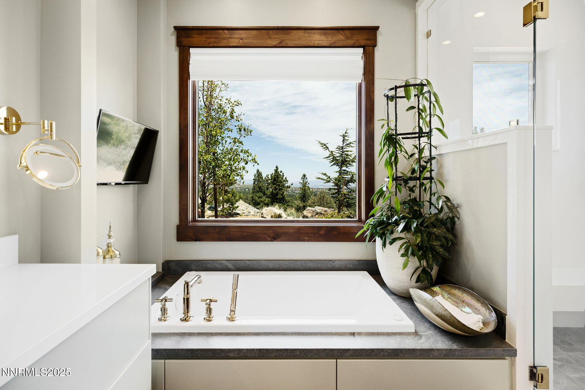 32-web-or-mls-29 Bennington-33