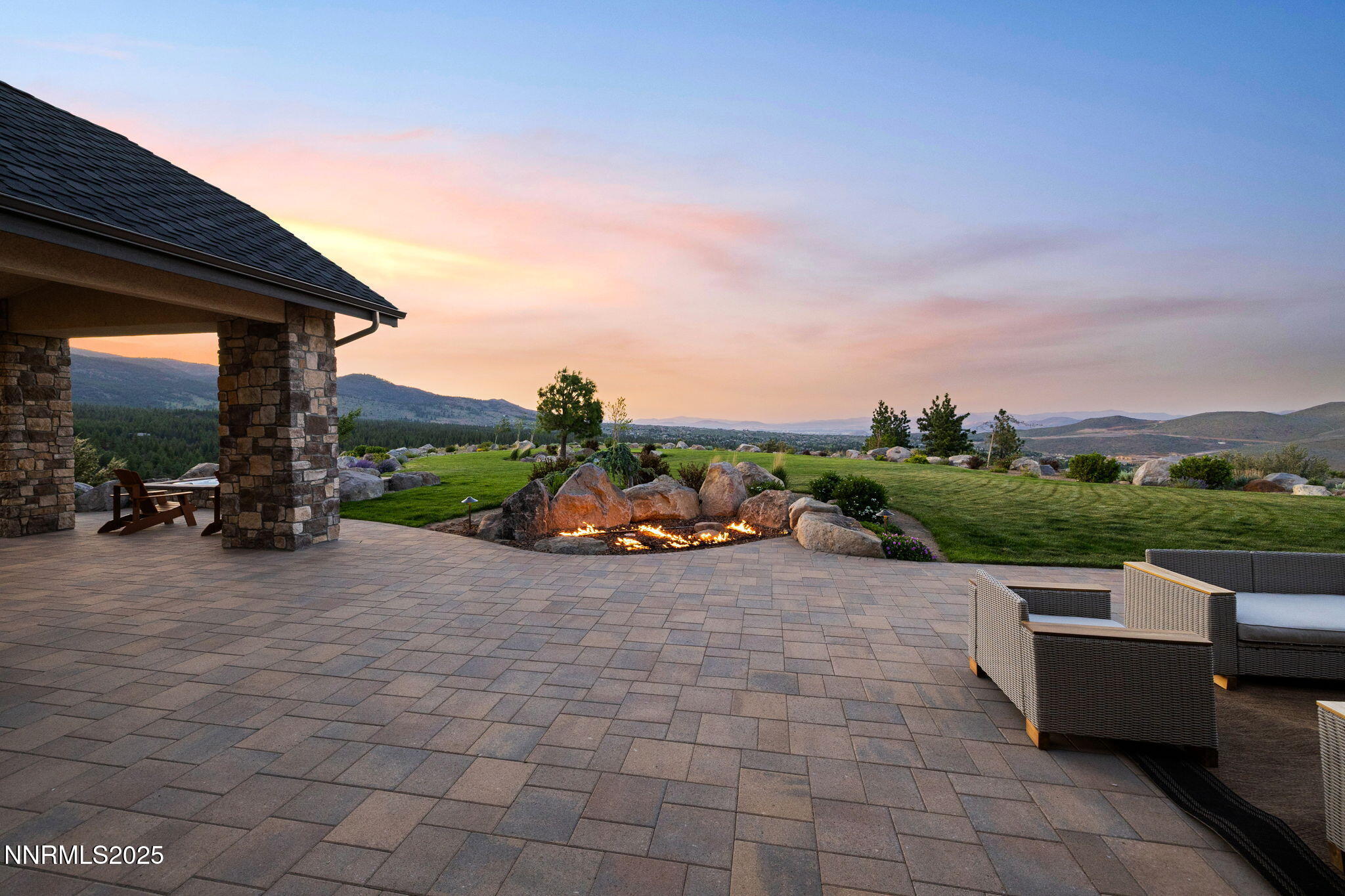 88-web-or-mls-29 Bennington Twilight-2