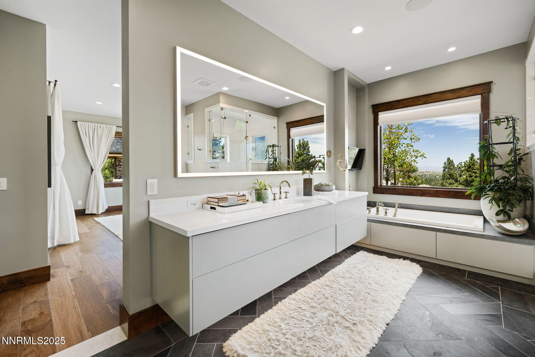 28-web-or-mls-29 Bennington-29