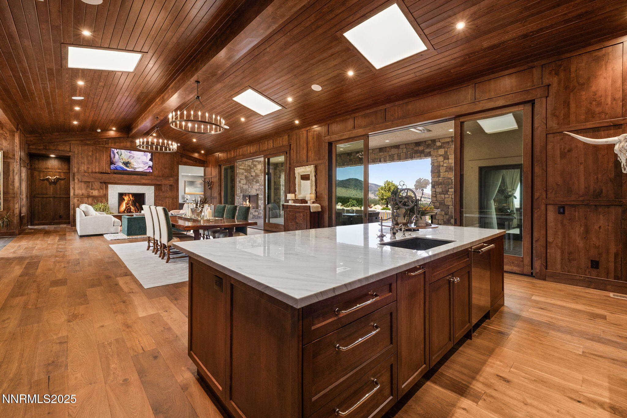 6-web-or-mls-29 Bennington-8