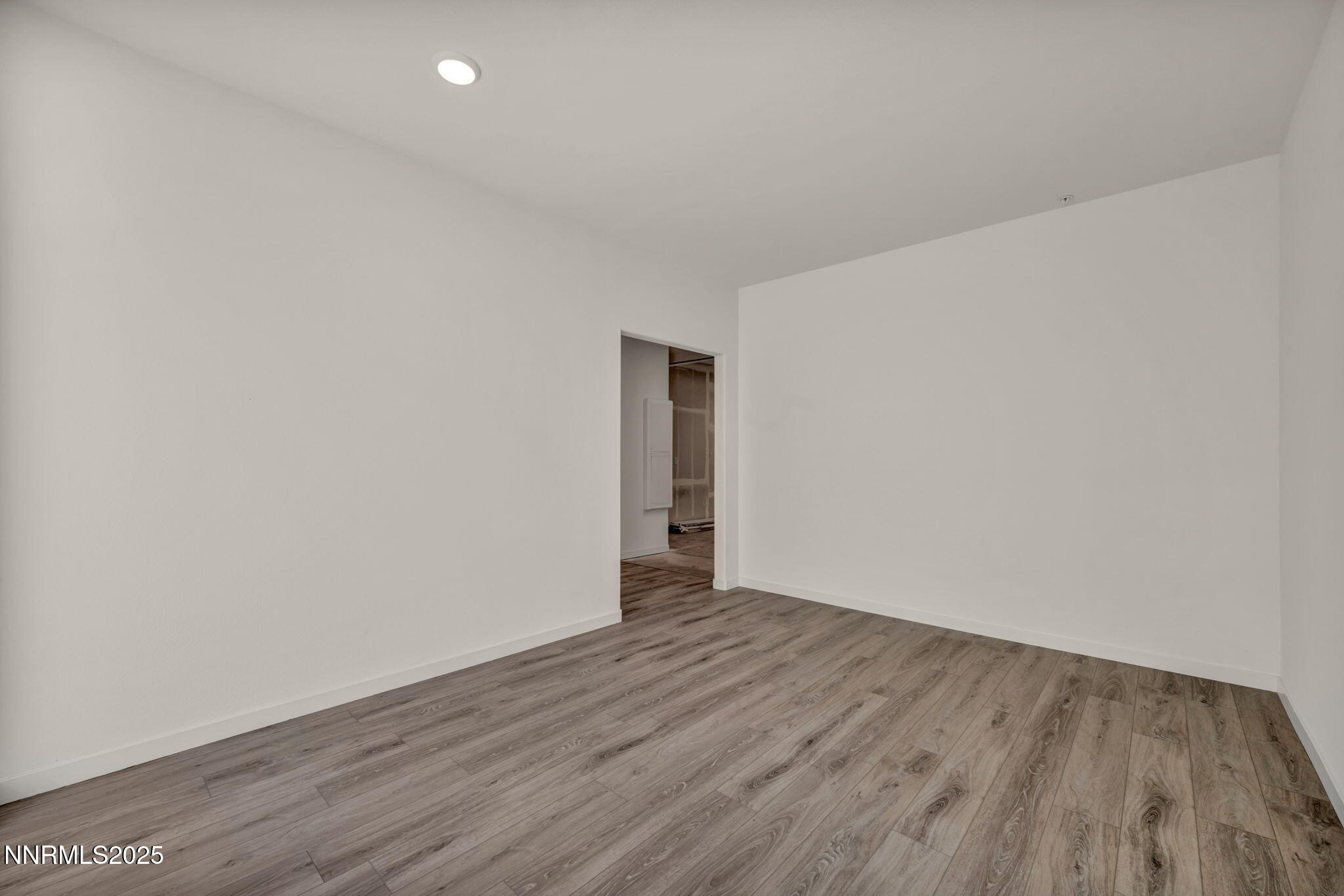 35-web-or-mls-2566-river-hatchling-ln