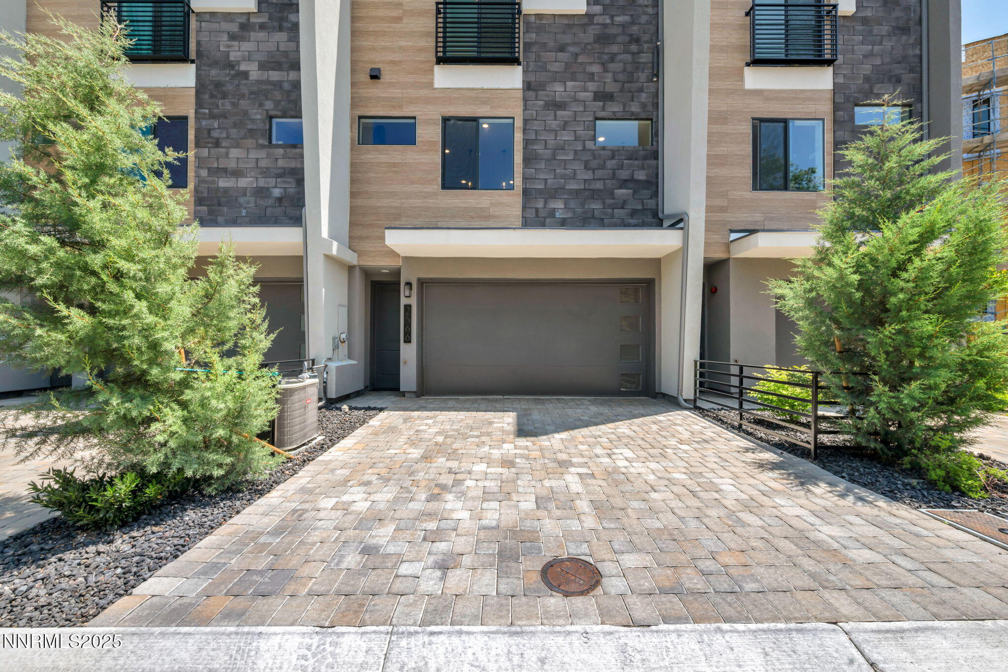 3-web-or-mls-2566-river-hatchling-ln