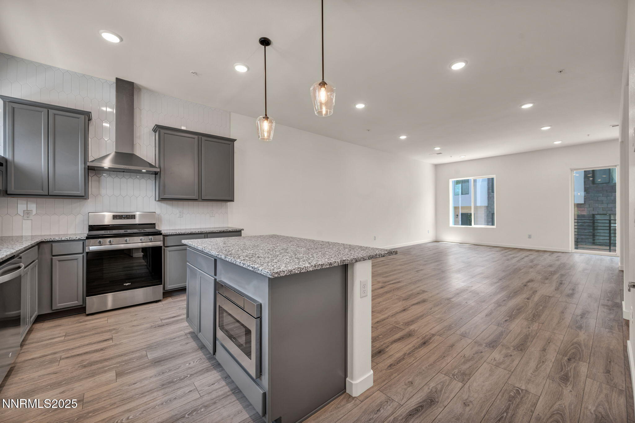 42-web-or-mls-2566-river-hatchling-ln