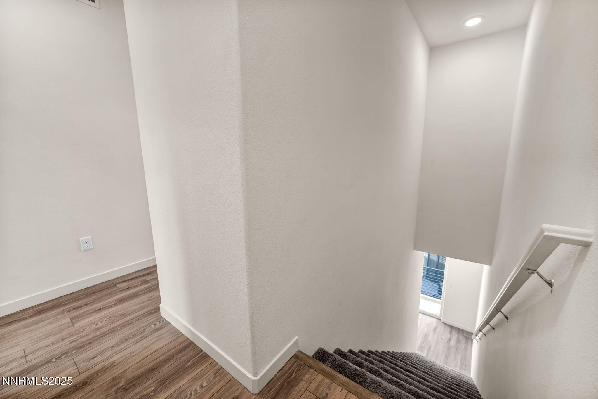 52-web-or-mls-2566-river-hatchling-ln