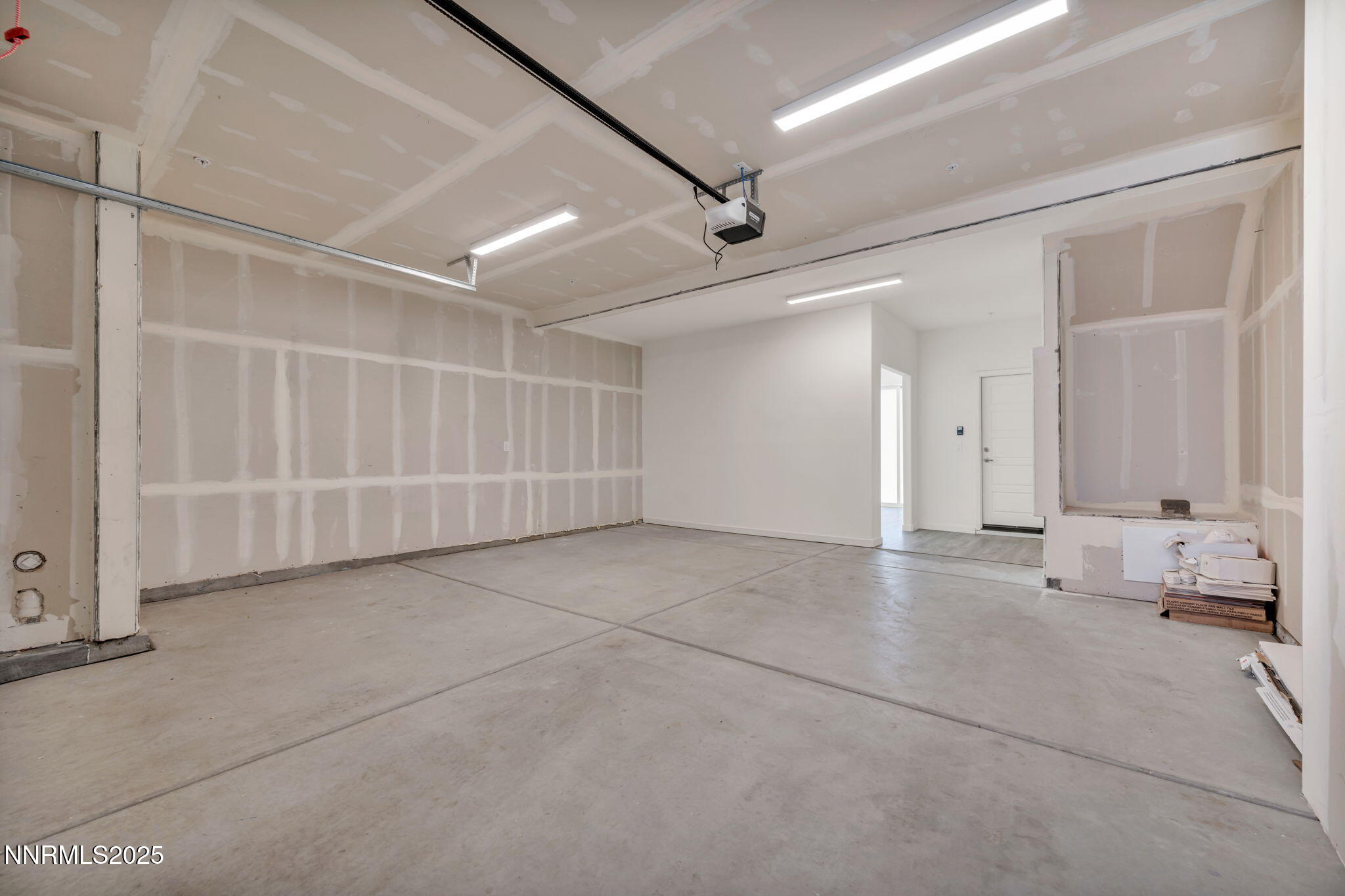 38-web-or-mls-2566-river-hatchling-ln