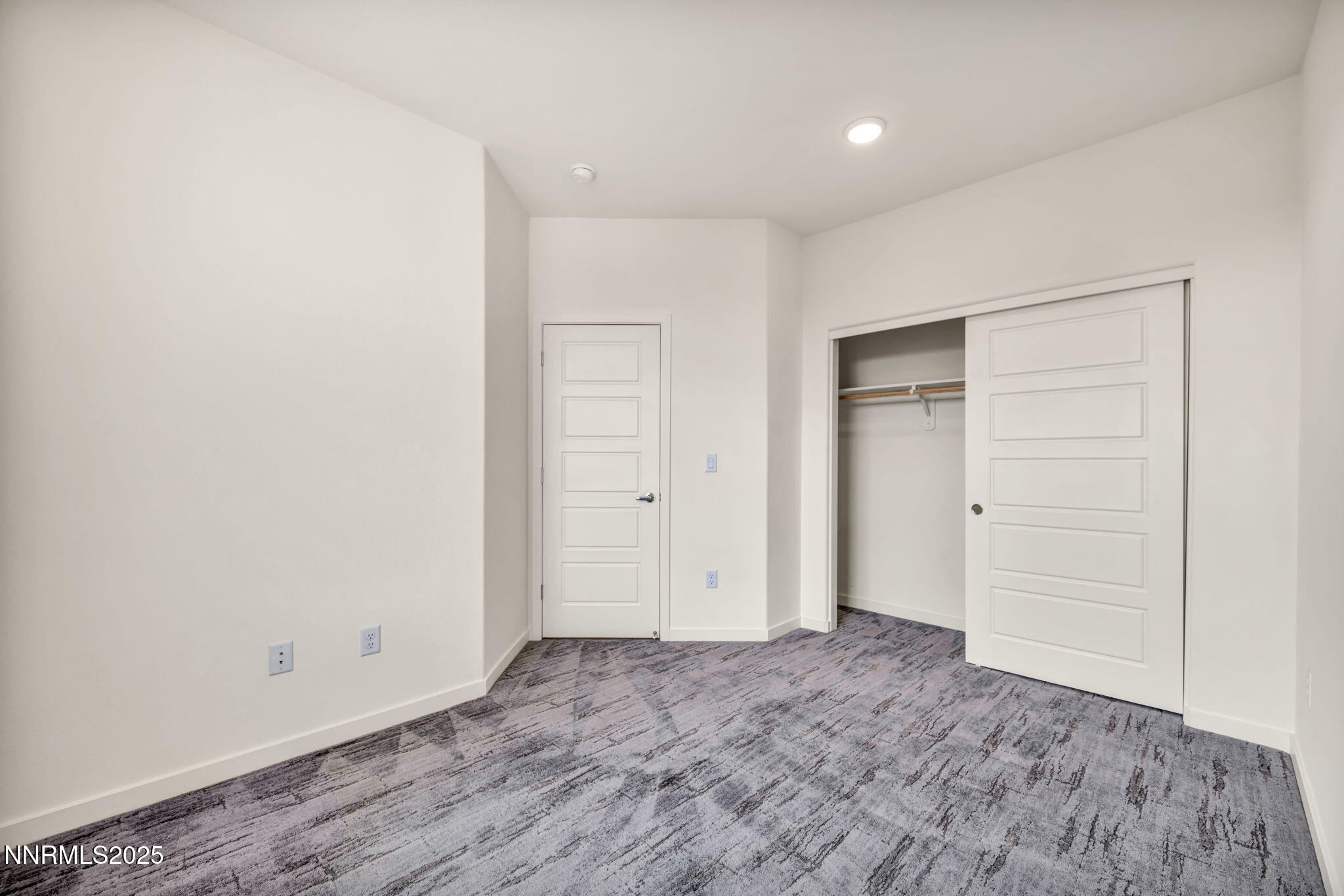 63-web-or-mls-2566-river-hatchling-ln