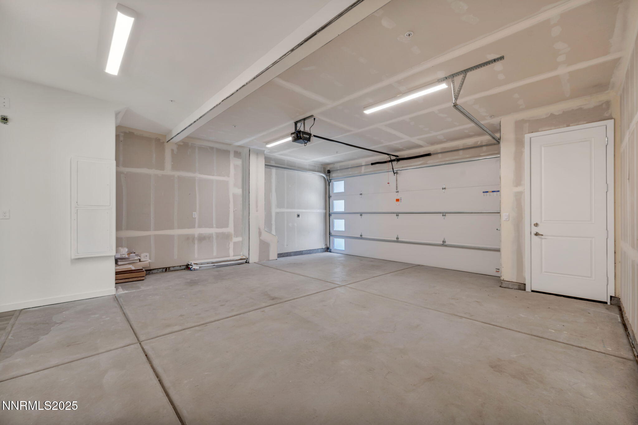 37-web-or-mls-2566-river-hatchling-ln