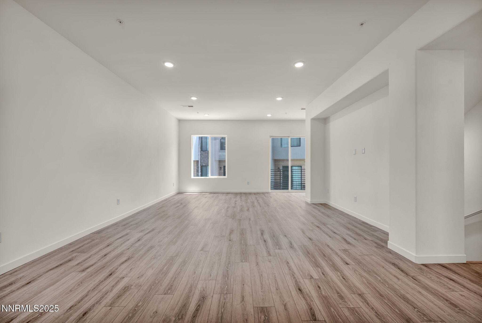 46-web-or-mls-2566-river-hatchling-ln