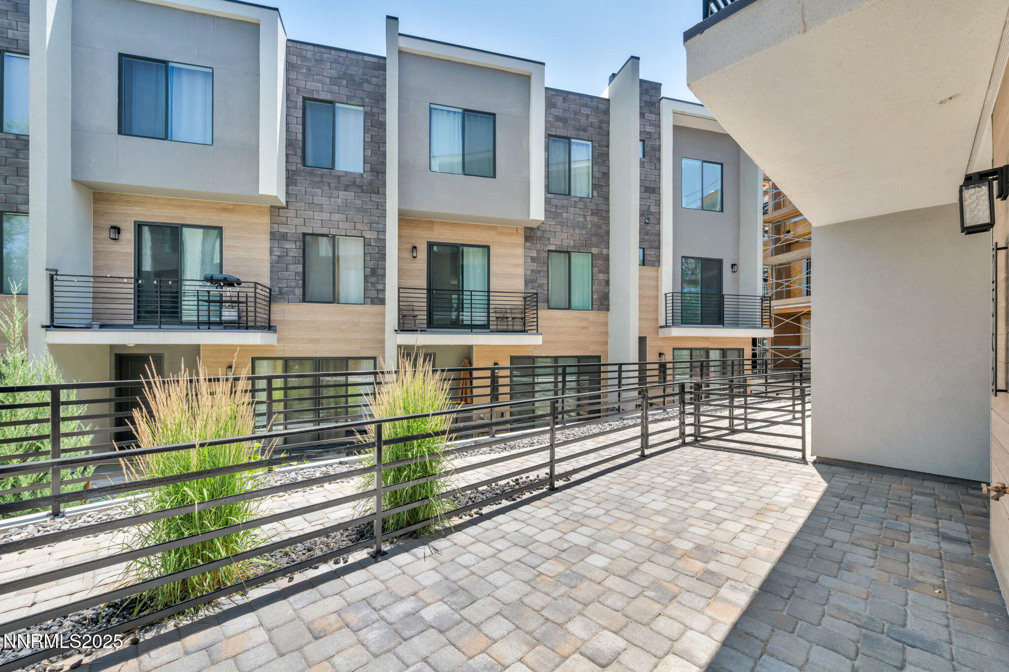 13-web-or-mls-2566-river-hatchling-ln