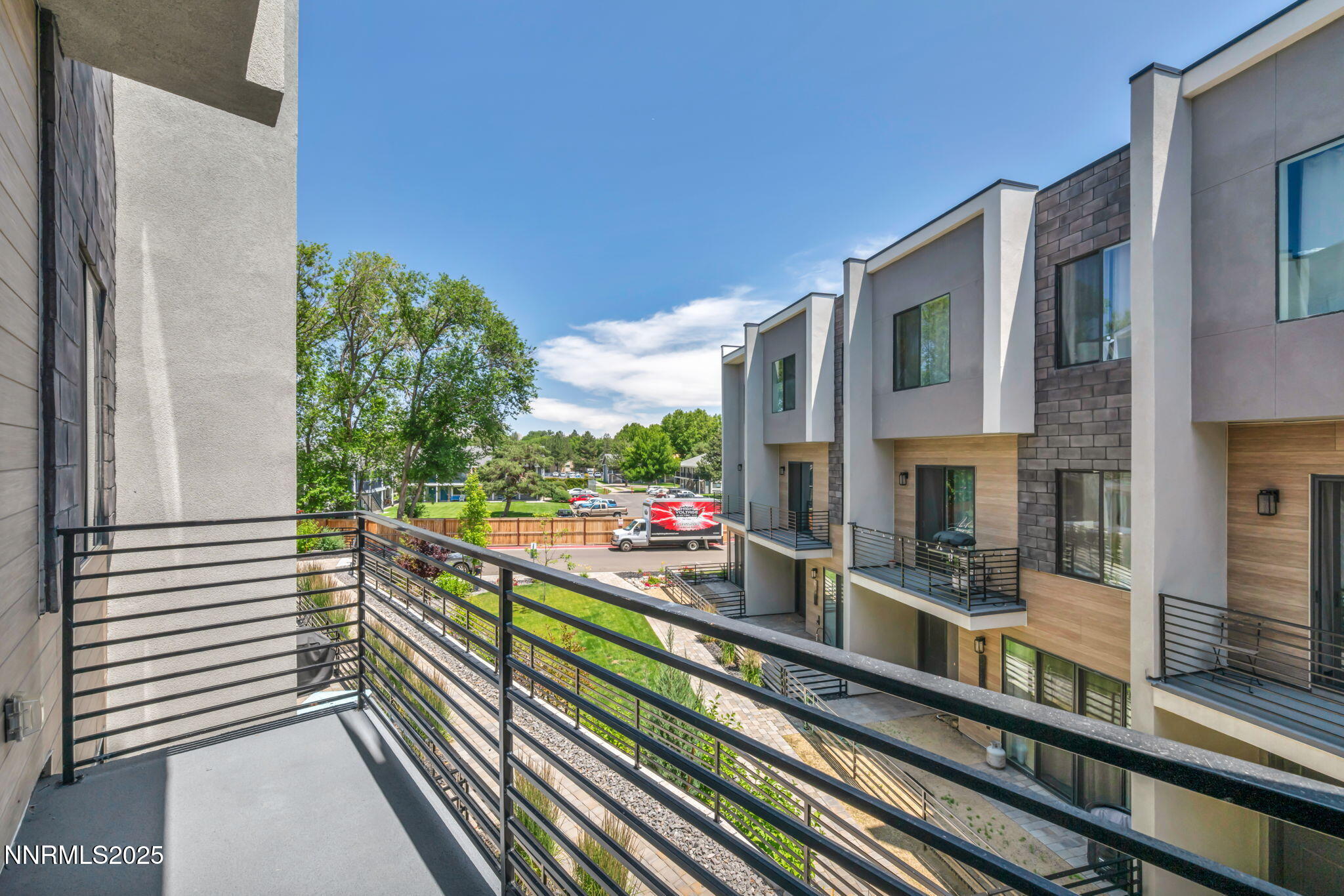 14-web-or-mls-2566-river-hatchling-ln