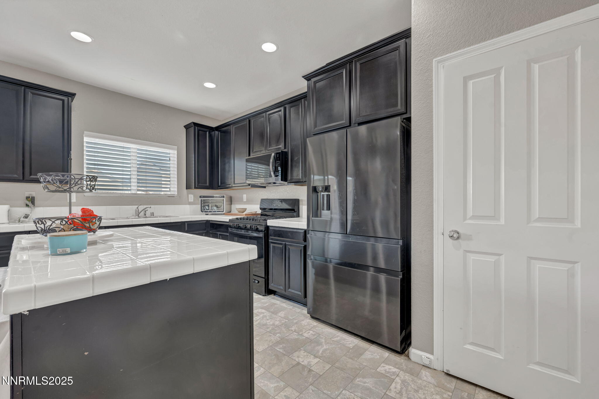 29-web-or-mls-14312-durham-dr