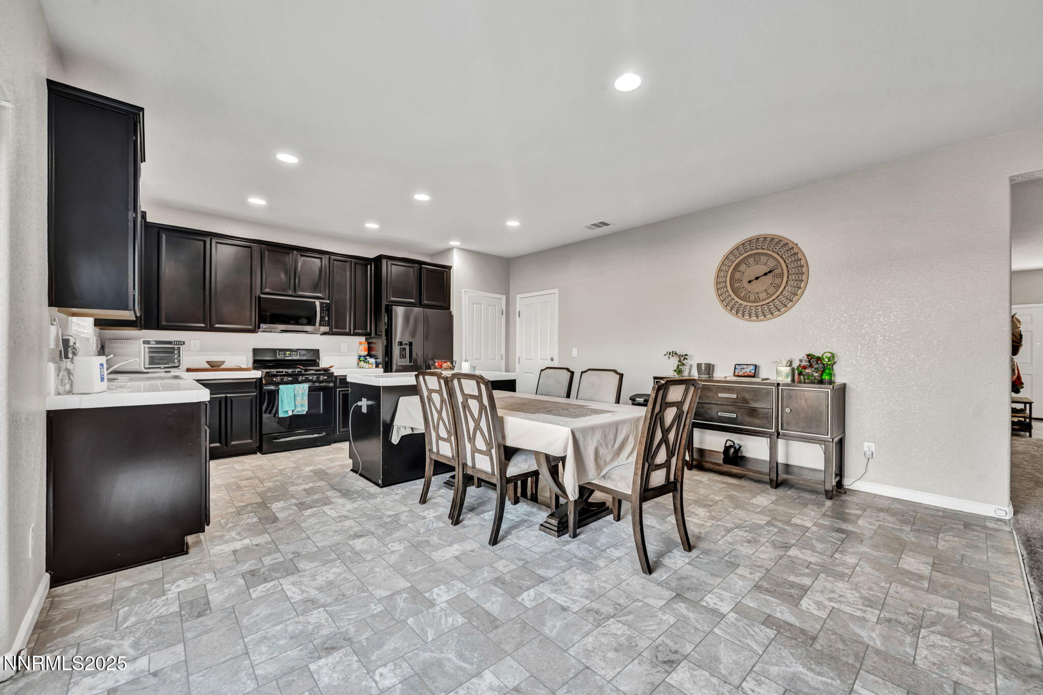 27-web-or-mls-14312-durham-dr