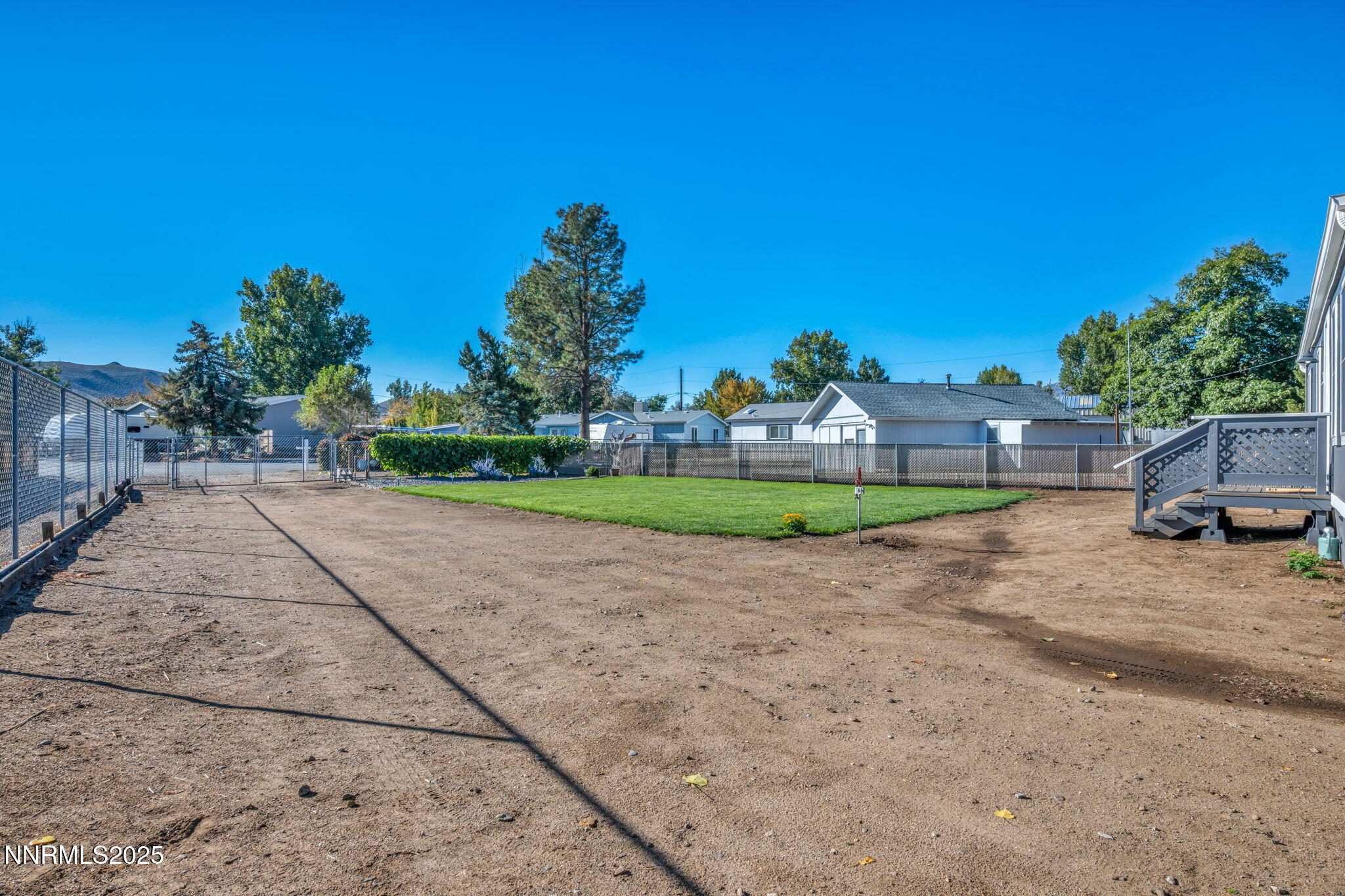 8-web-or-mls-415-vagabond-ct