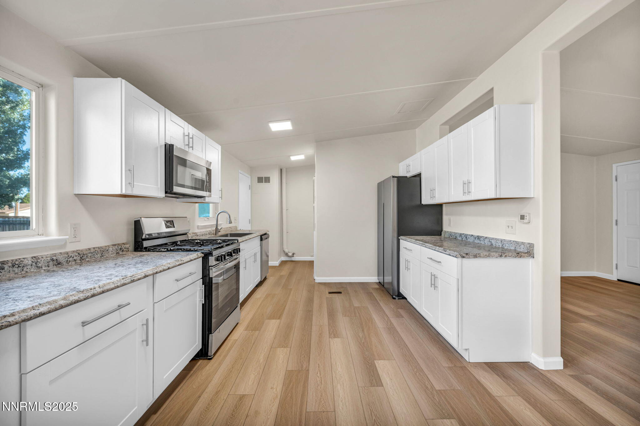 37-web-or-mls-415-vagabond-ct