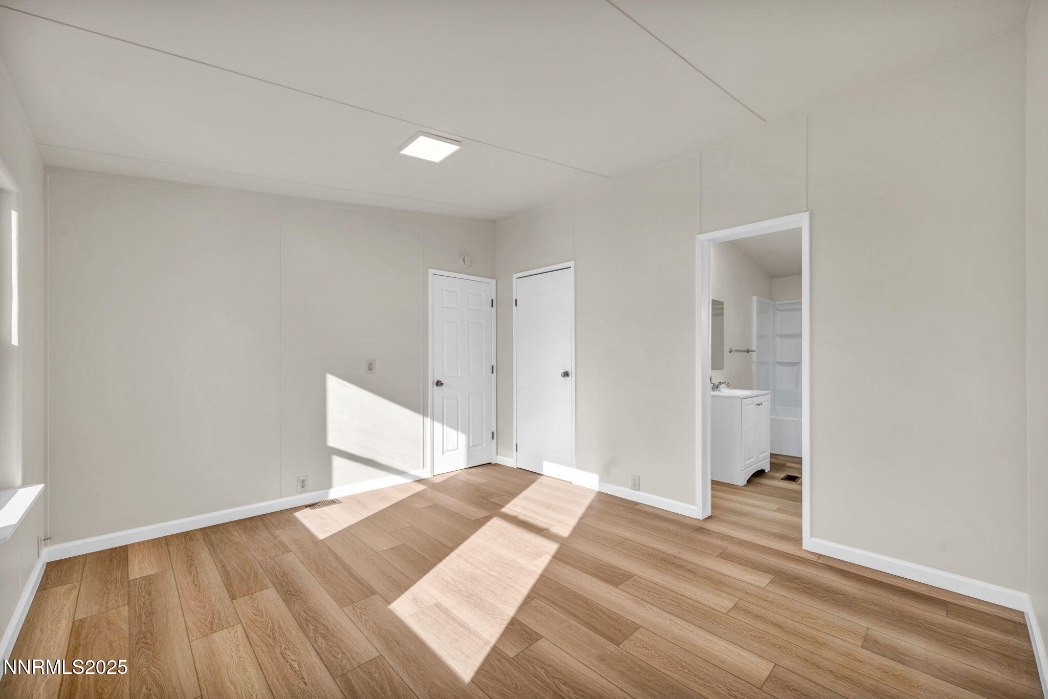 27-web-or-mls-415-vagabond-ct