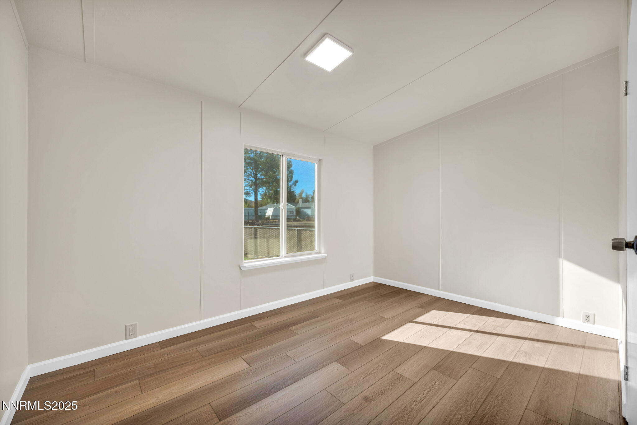 20-web-or-mls-415-vagabond-ct