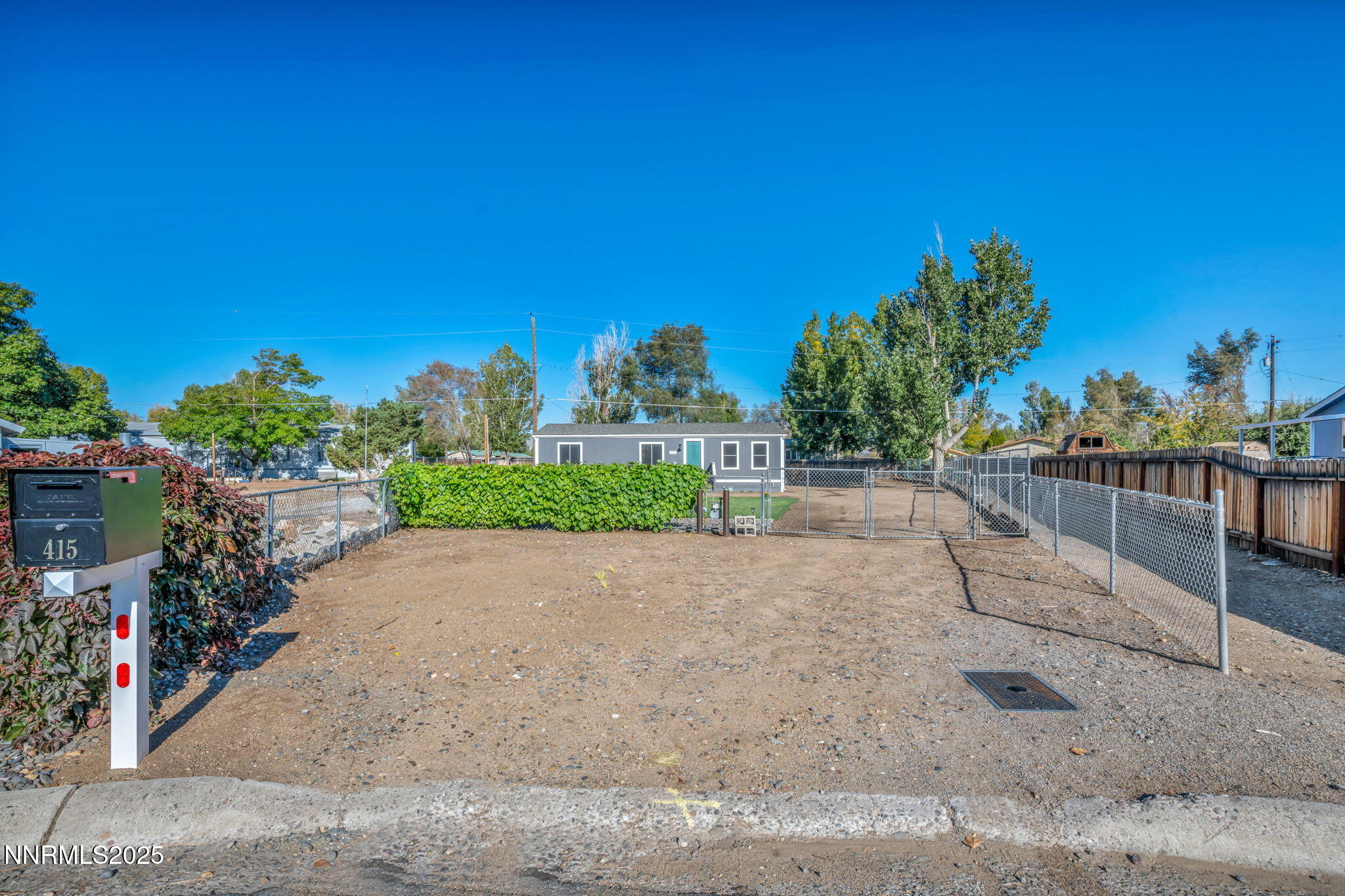 18-web-or-mls-415-vagabond-ct