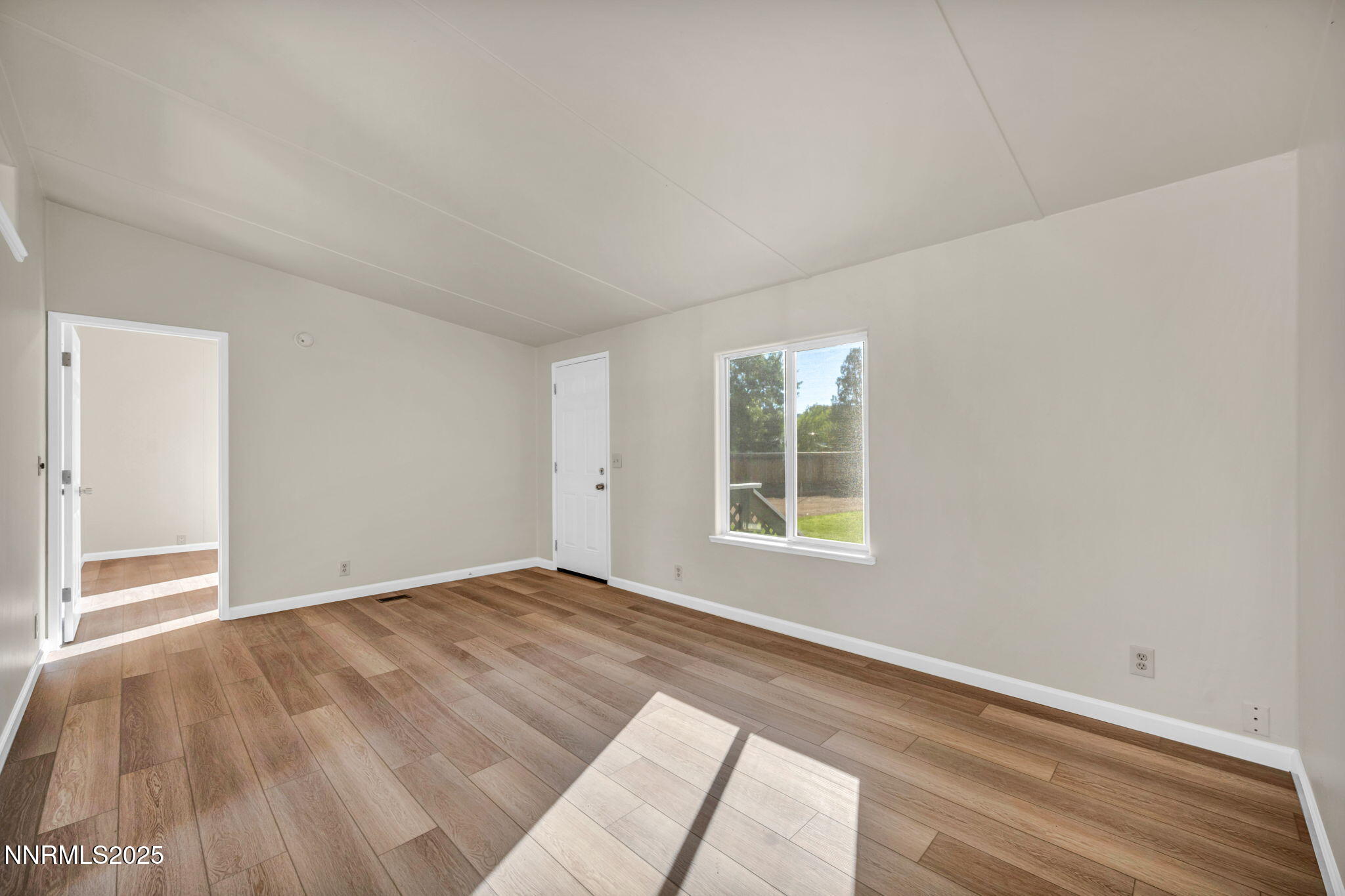 35-web-or-mls-415-vagabond-ct