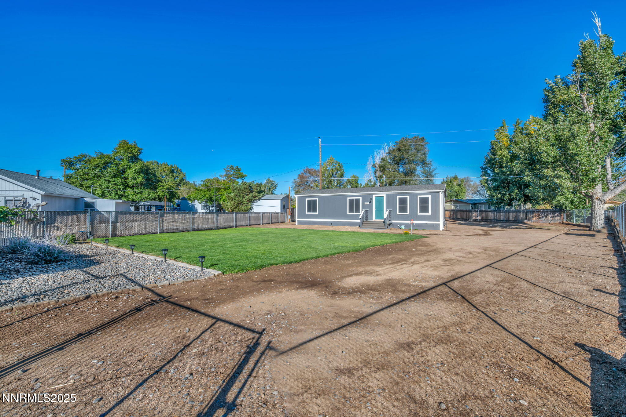 2-web-or-mls-415-vagabond-ct