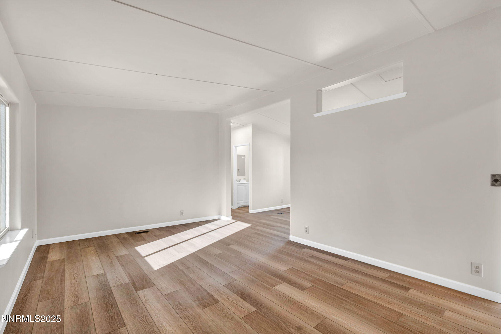 32-web-or-mls-415-vagabond-ct