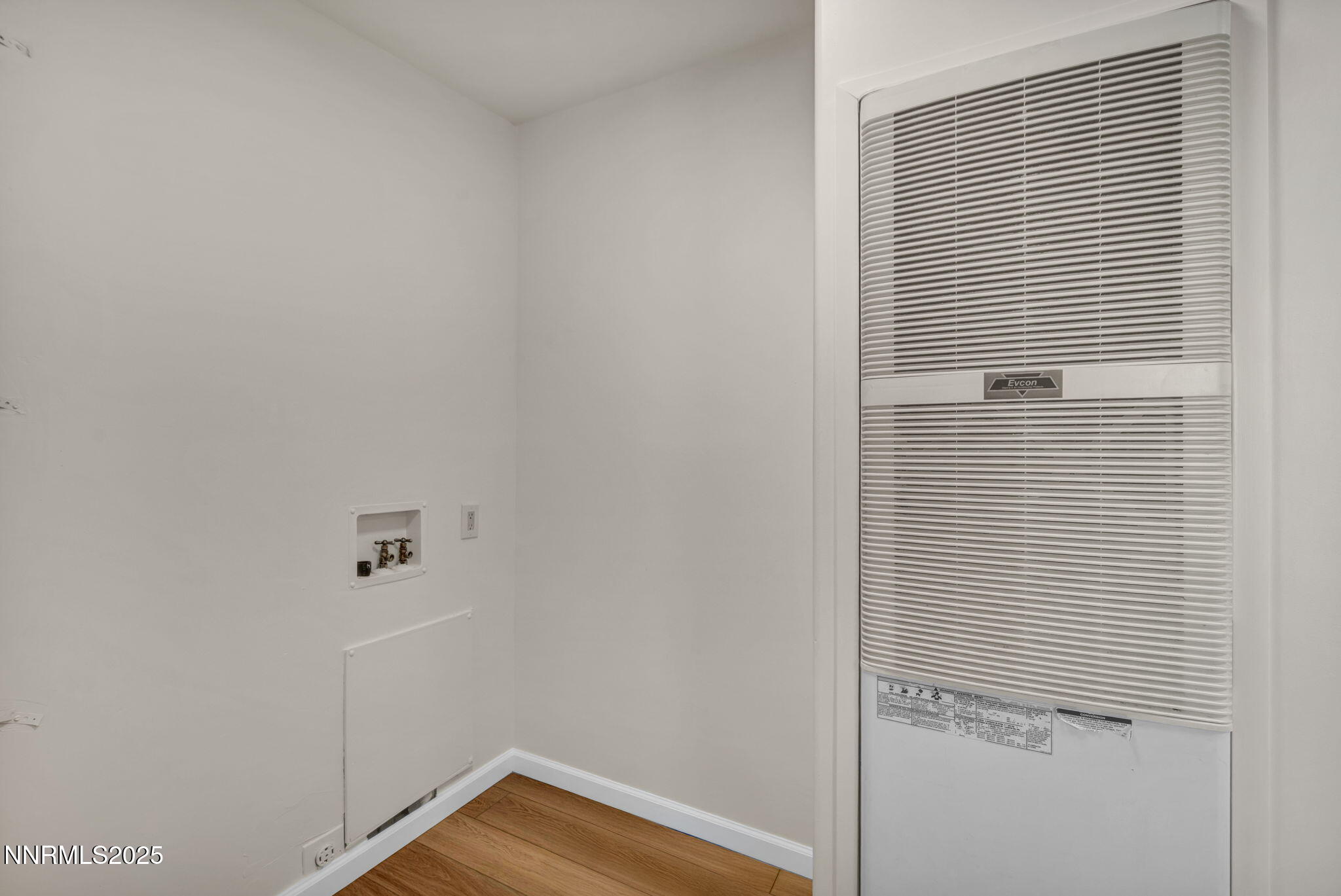 42-web-or-mls-415-vagabond-ct