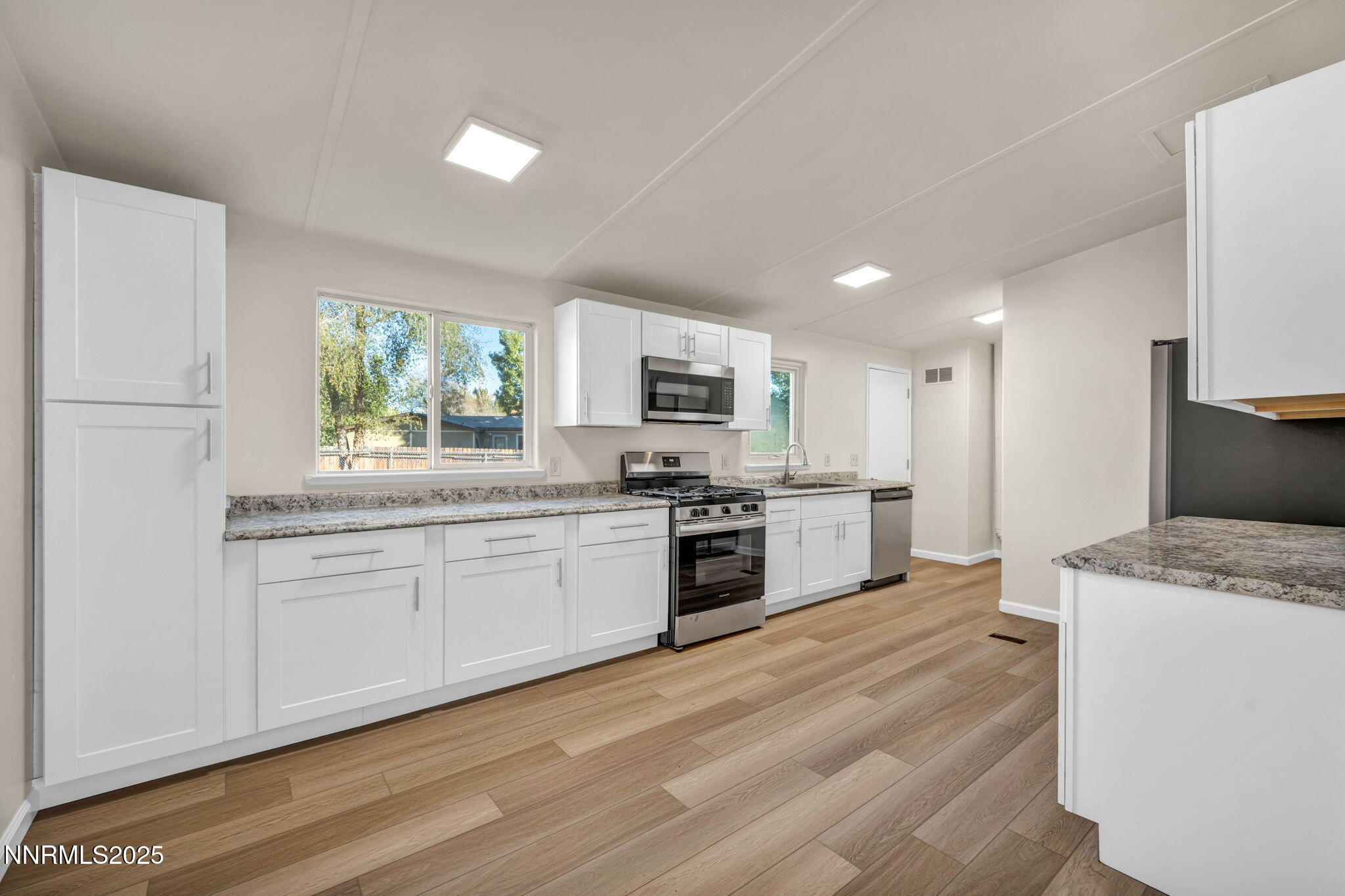 36-web-or-mls-415-vagabond-ct