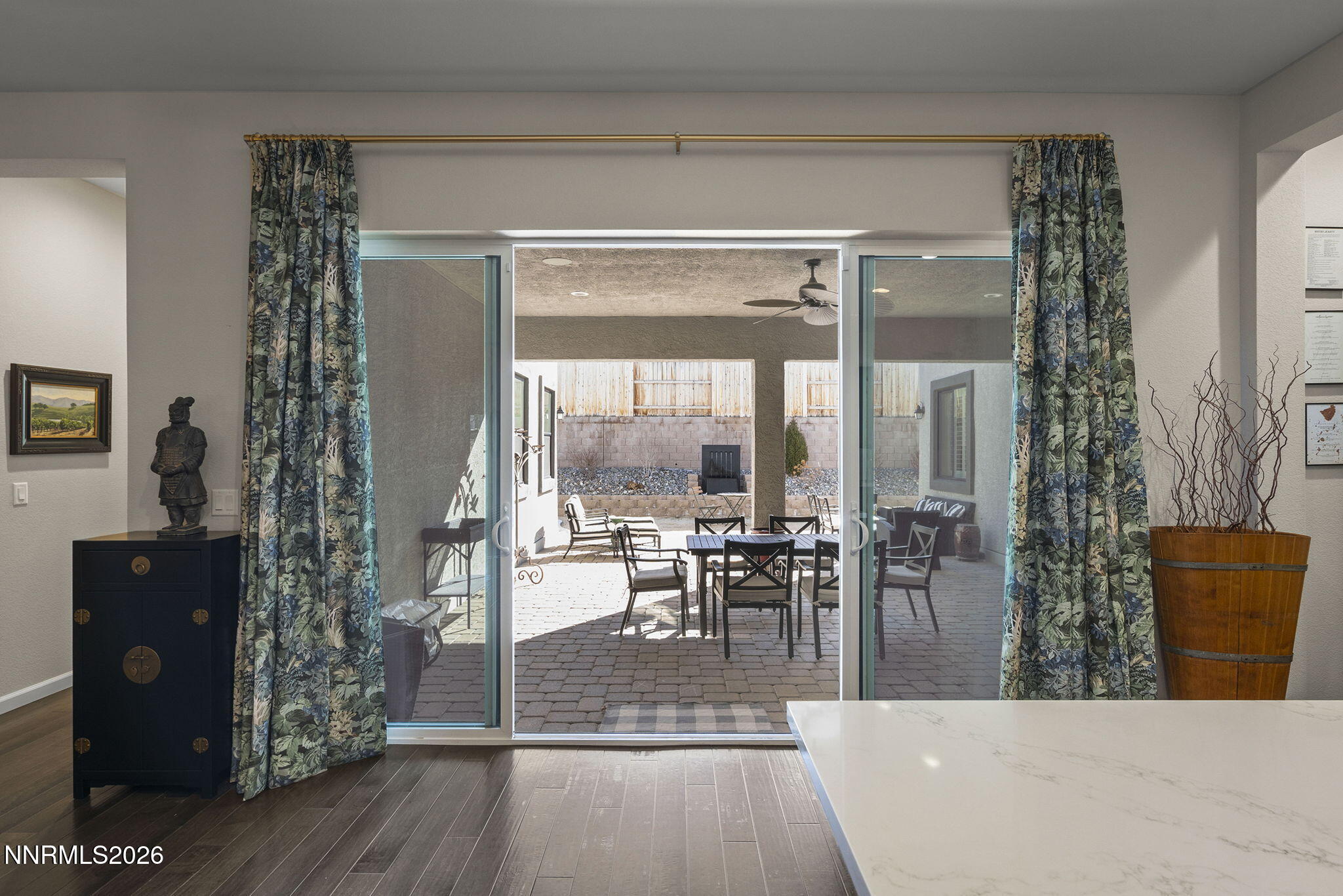 22-web-or-mls-_DSC0127