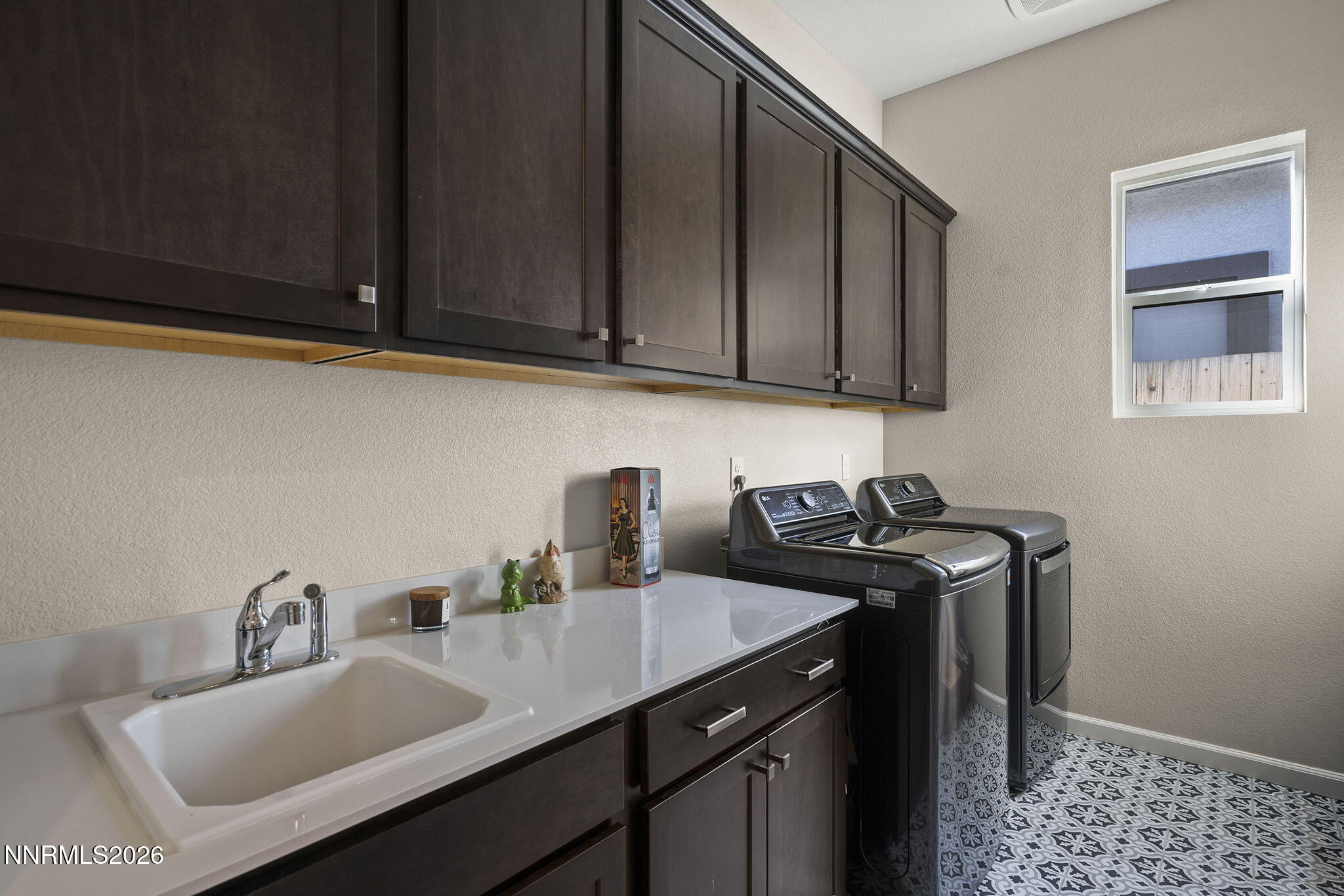 21-web-or-mls-_DSC0132