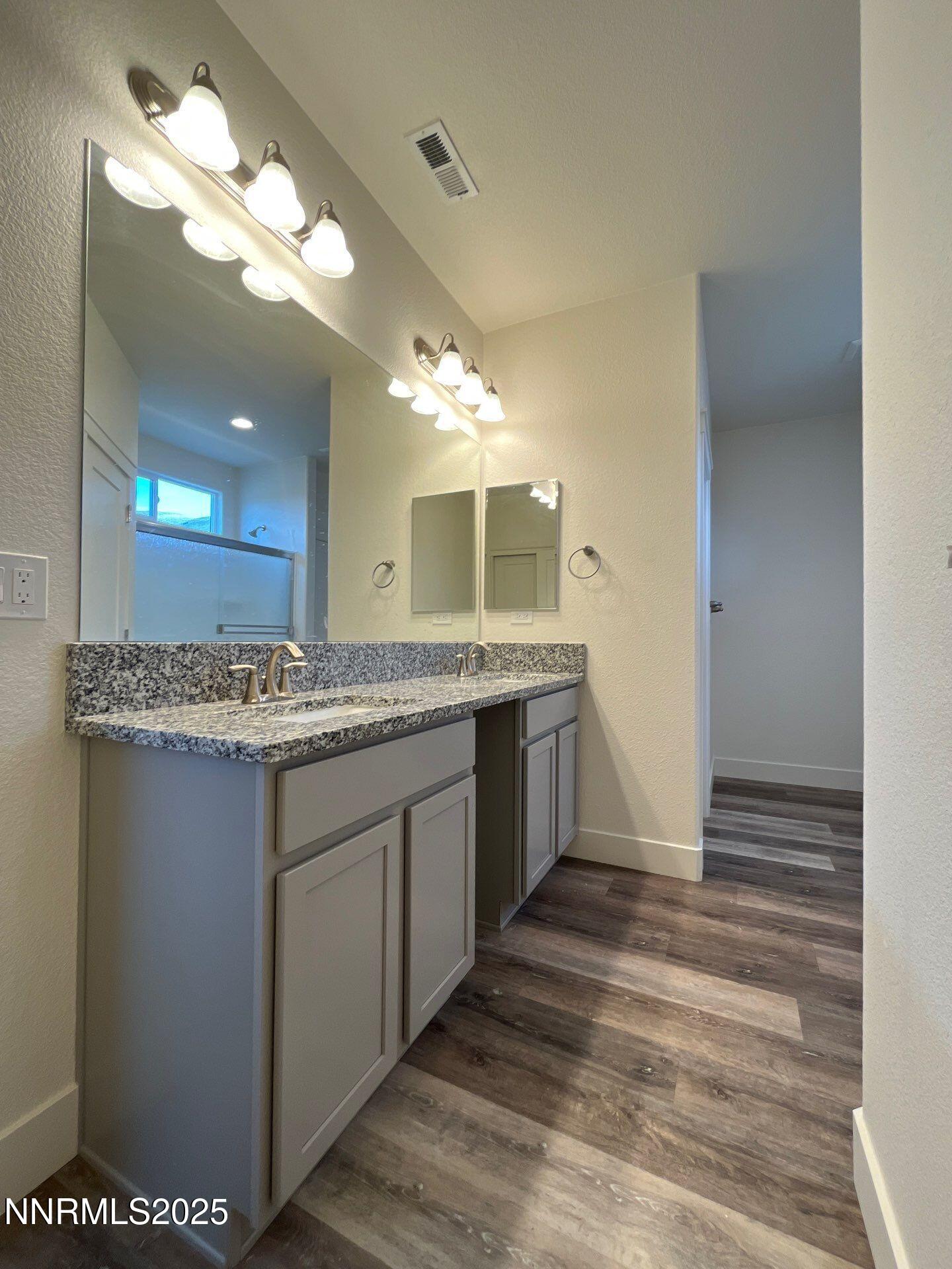 Church Peak primary bath 2