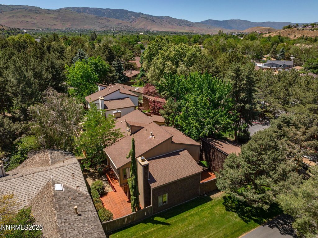 Photo of 430 W Riverview Circle, Reno, NV 89509 (MLS # 260006146)