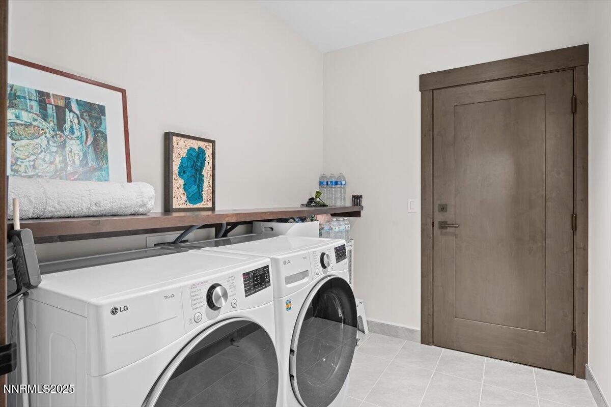 27-42 Beach Club Drive Unit 702 Statelin