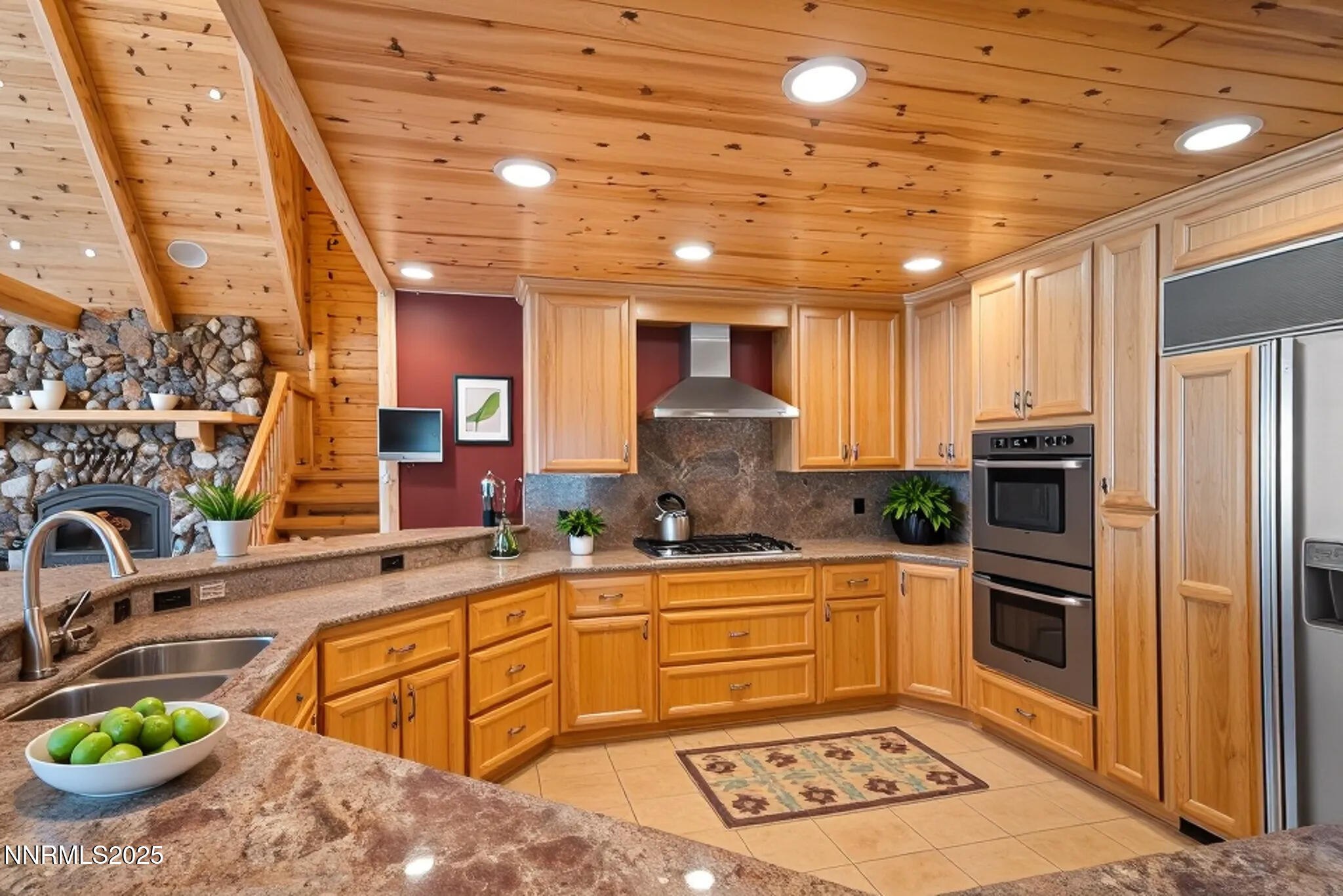 collov-ai_20250917162240_mmfpbd