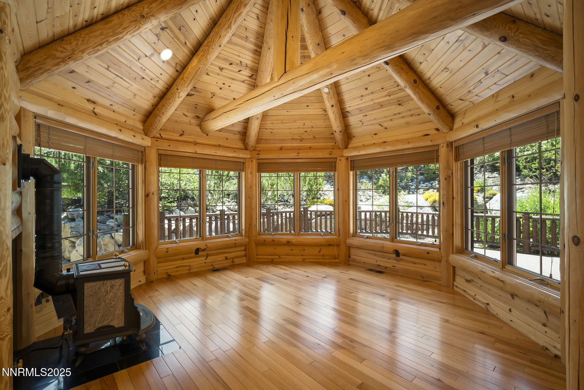 18-web-or-mls-_DSC8106