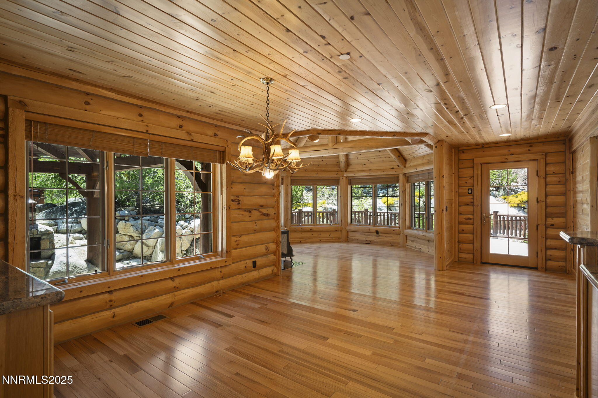 21-web-or-mls-_DSC8116