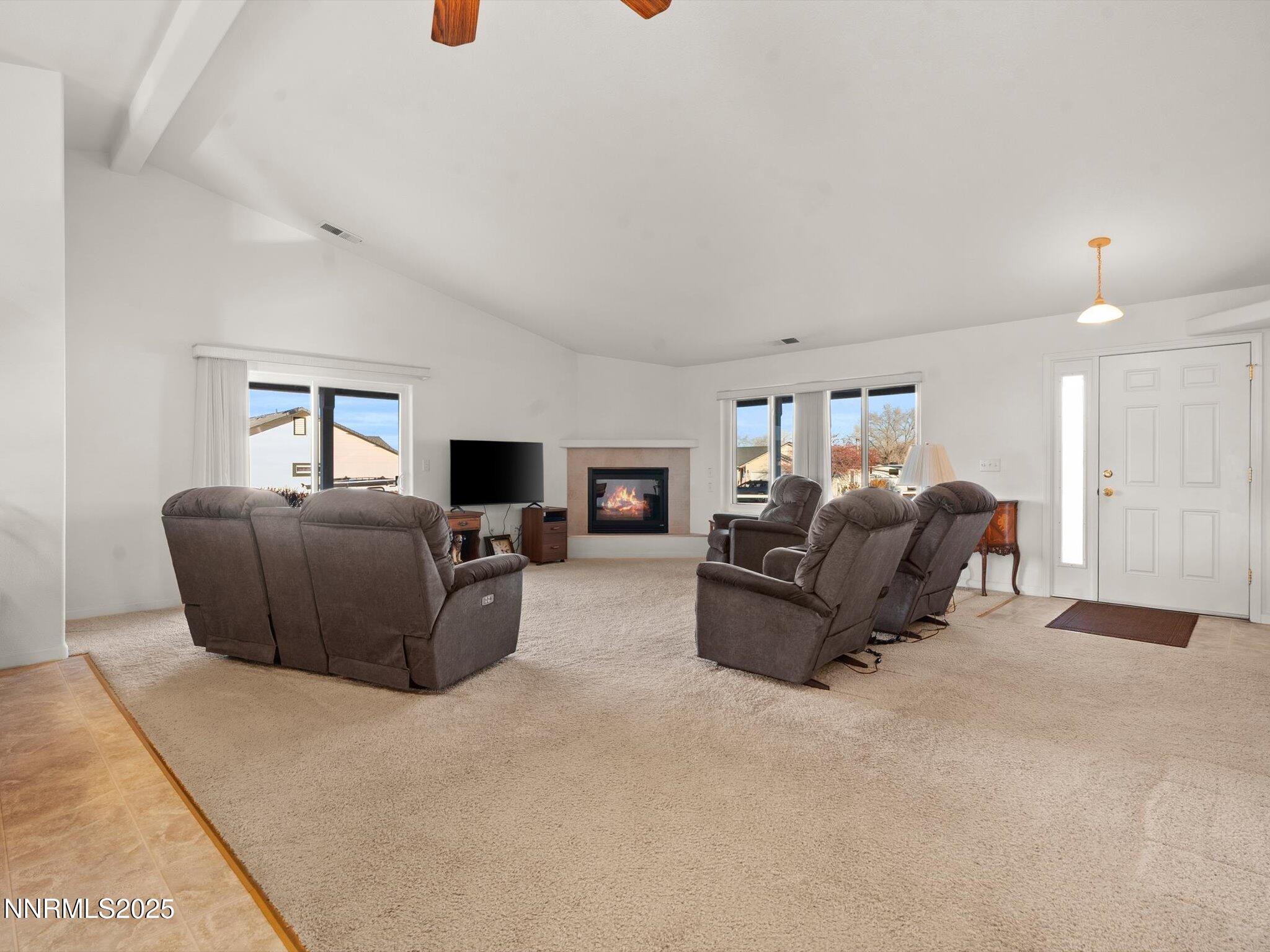 05-211 Bridle Path Way-104